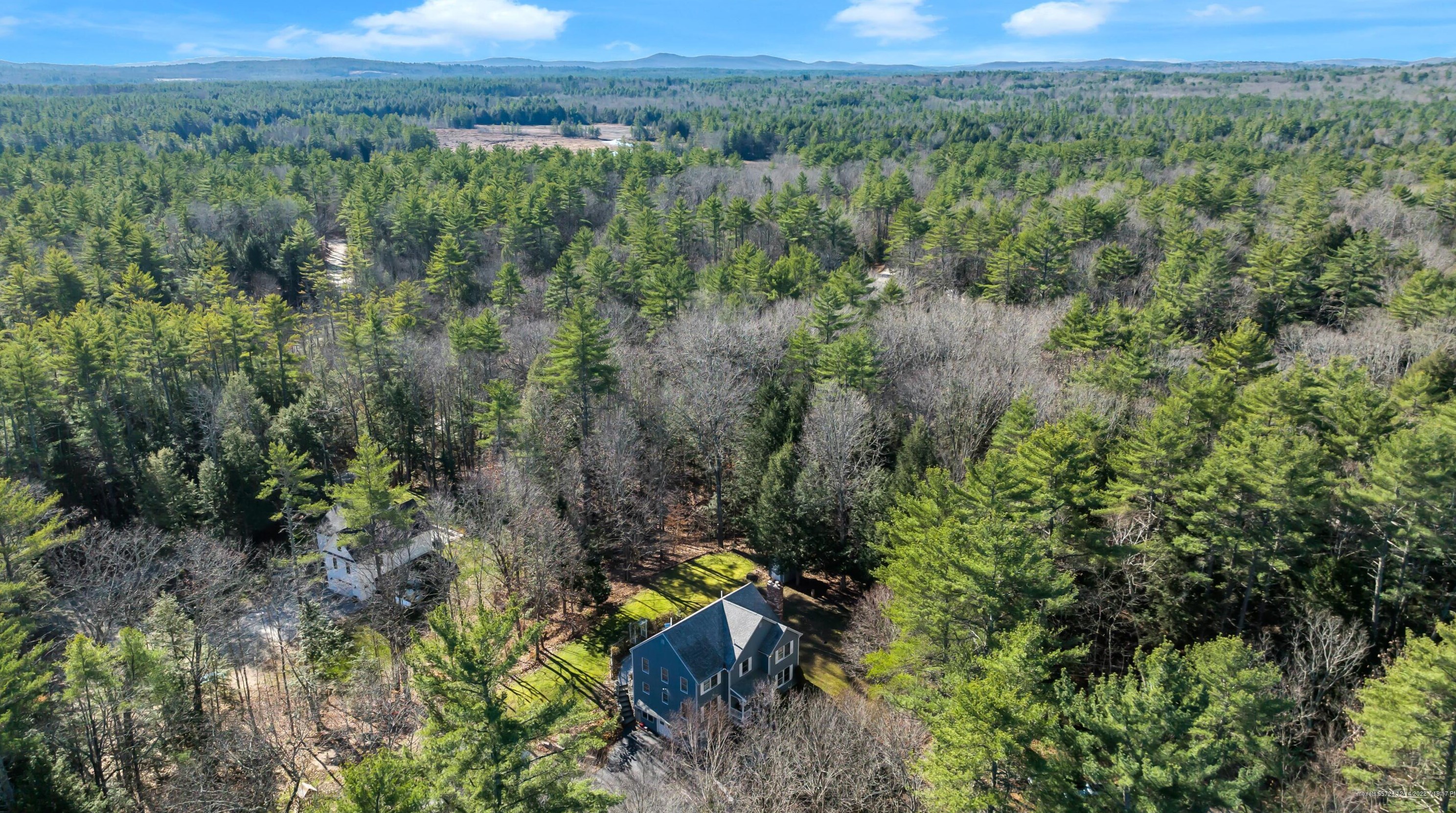 7 Cedar Cir, Limerick ME  04048-3831 exterior