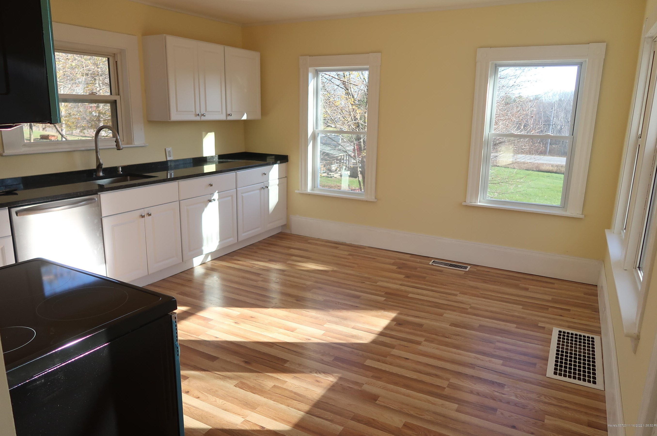 164 Old Brunswick Rd, Pittston ME  04345-6045 exterior