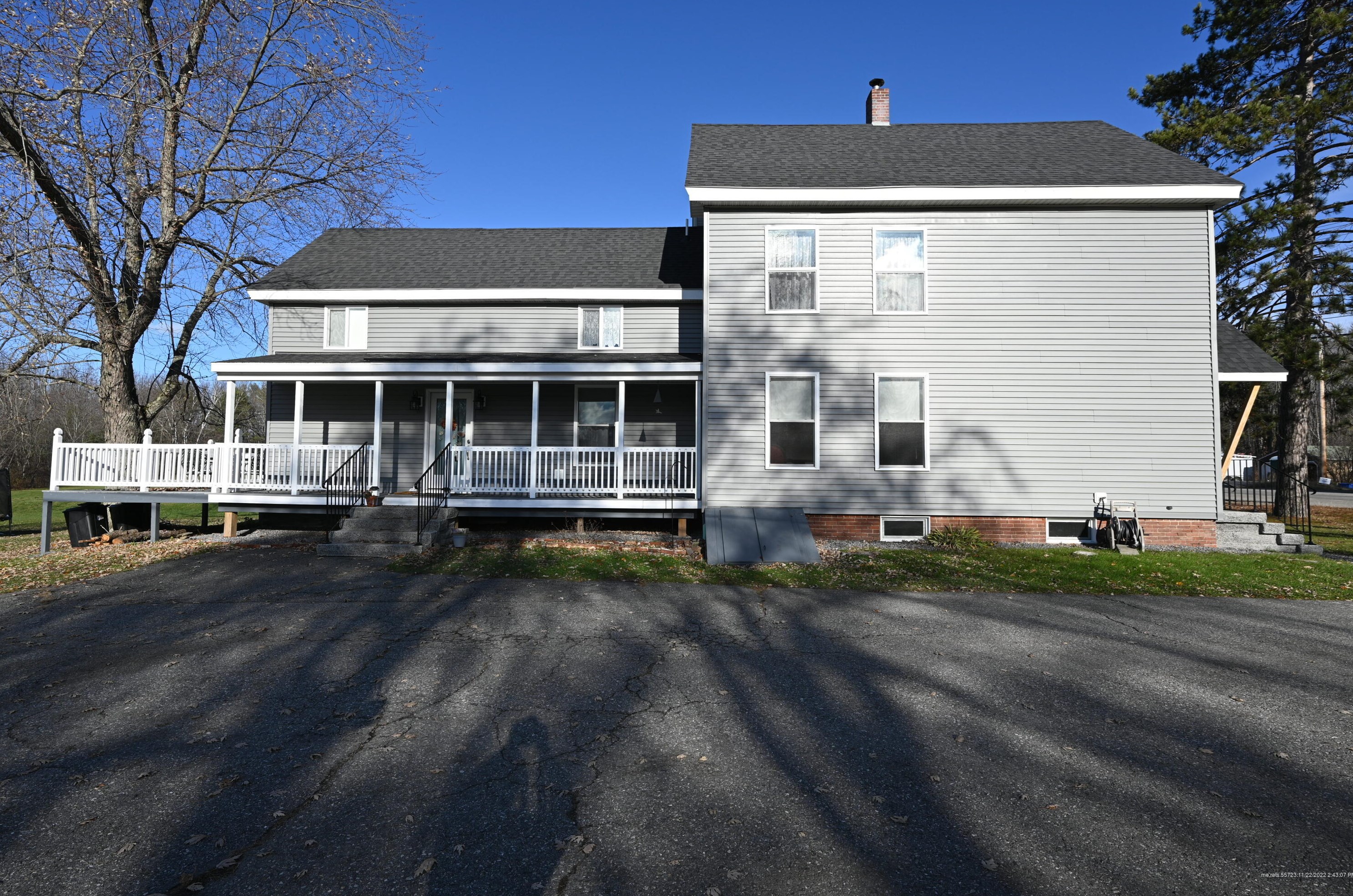 819 Brunswick Ave, Pittston ME  04345-6219 exterior
