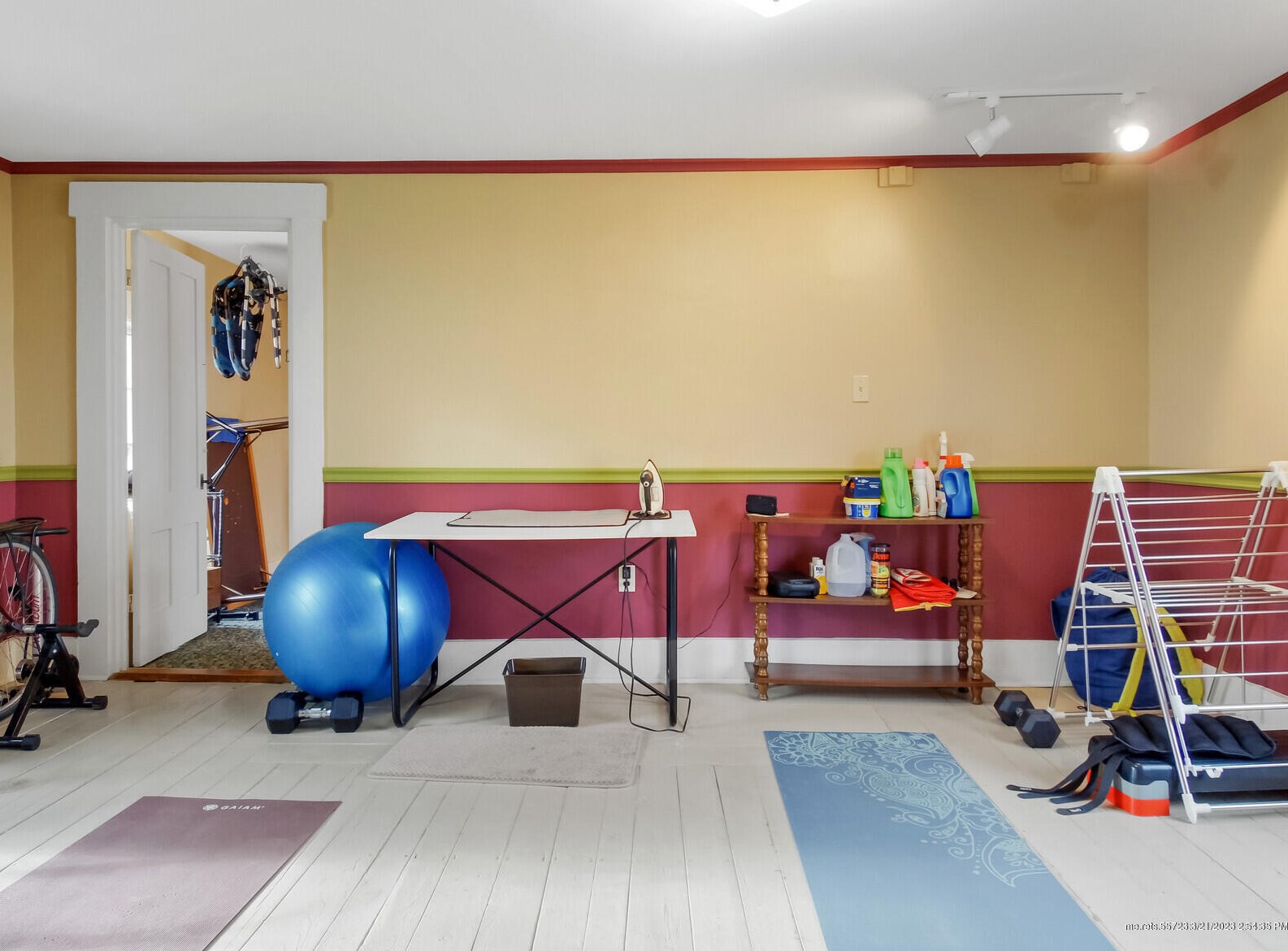 73 High St, Fairfield ME  04937-1349 exterior