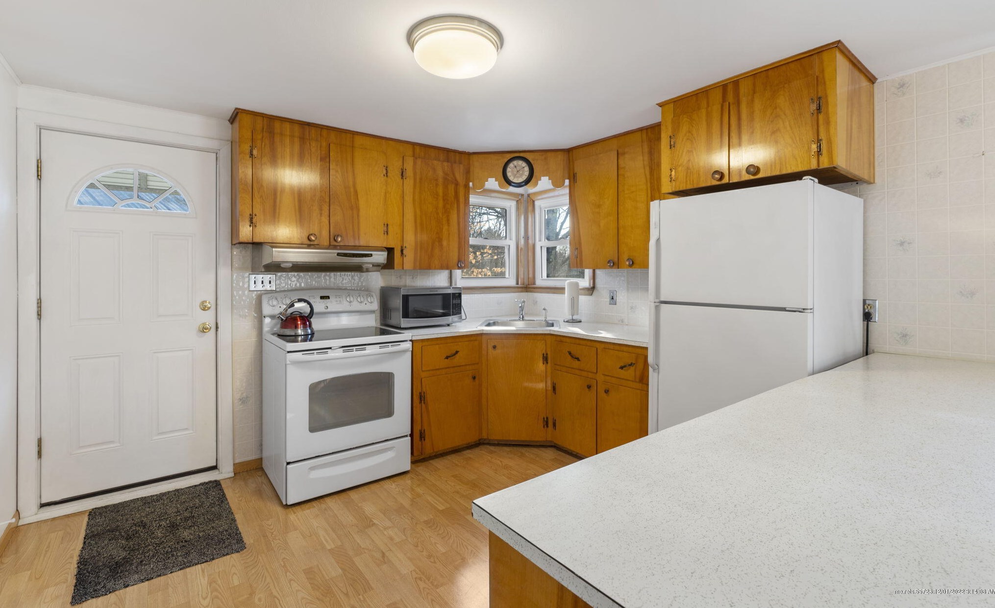 160 Falmouth Rd, Windham ME 04062-4536 exterior