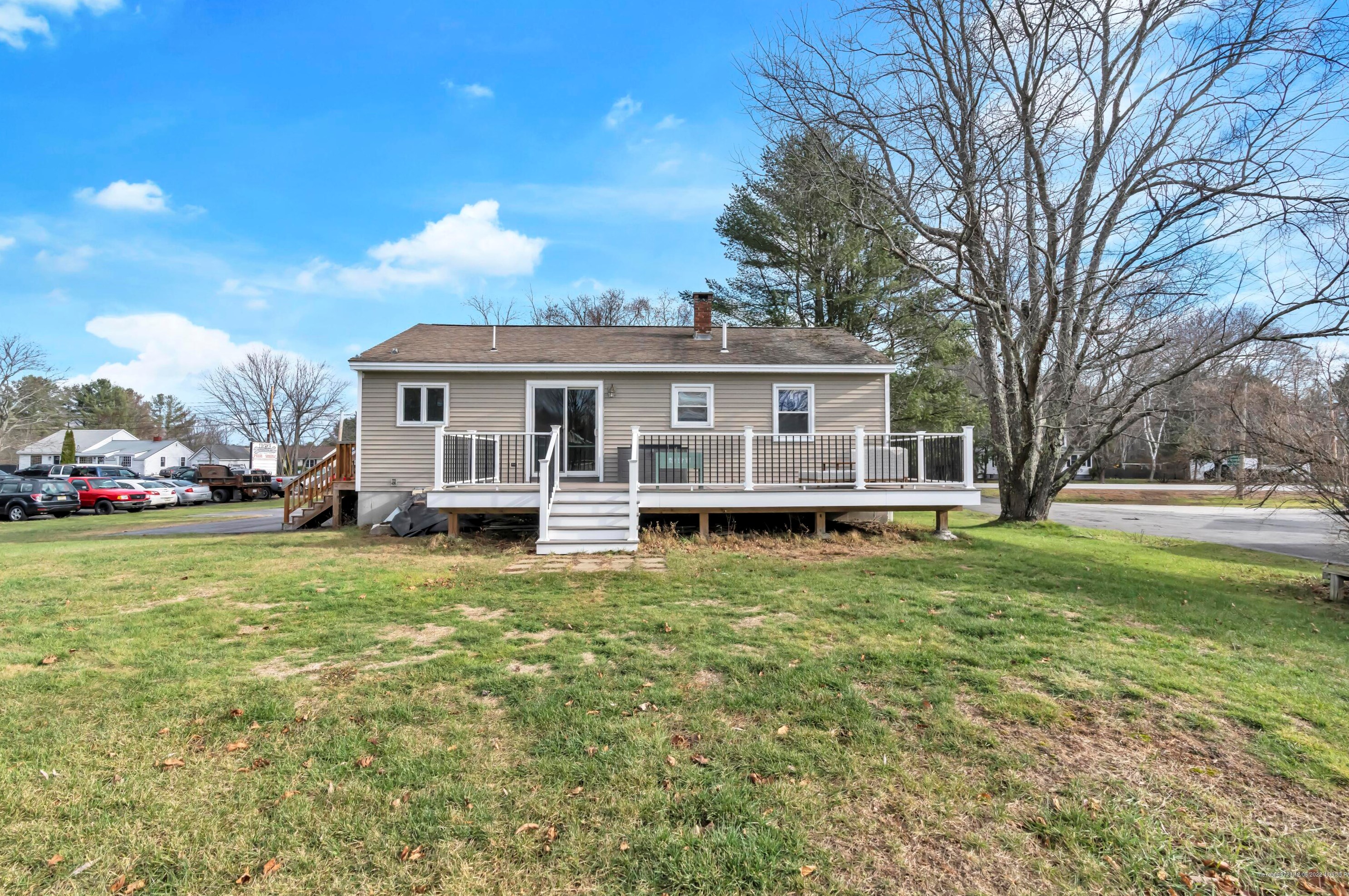 126 Main St, Windham ME 04062-4225 exterior