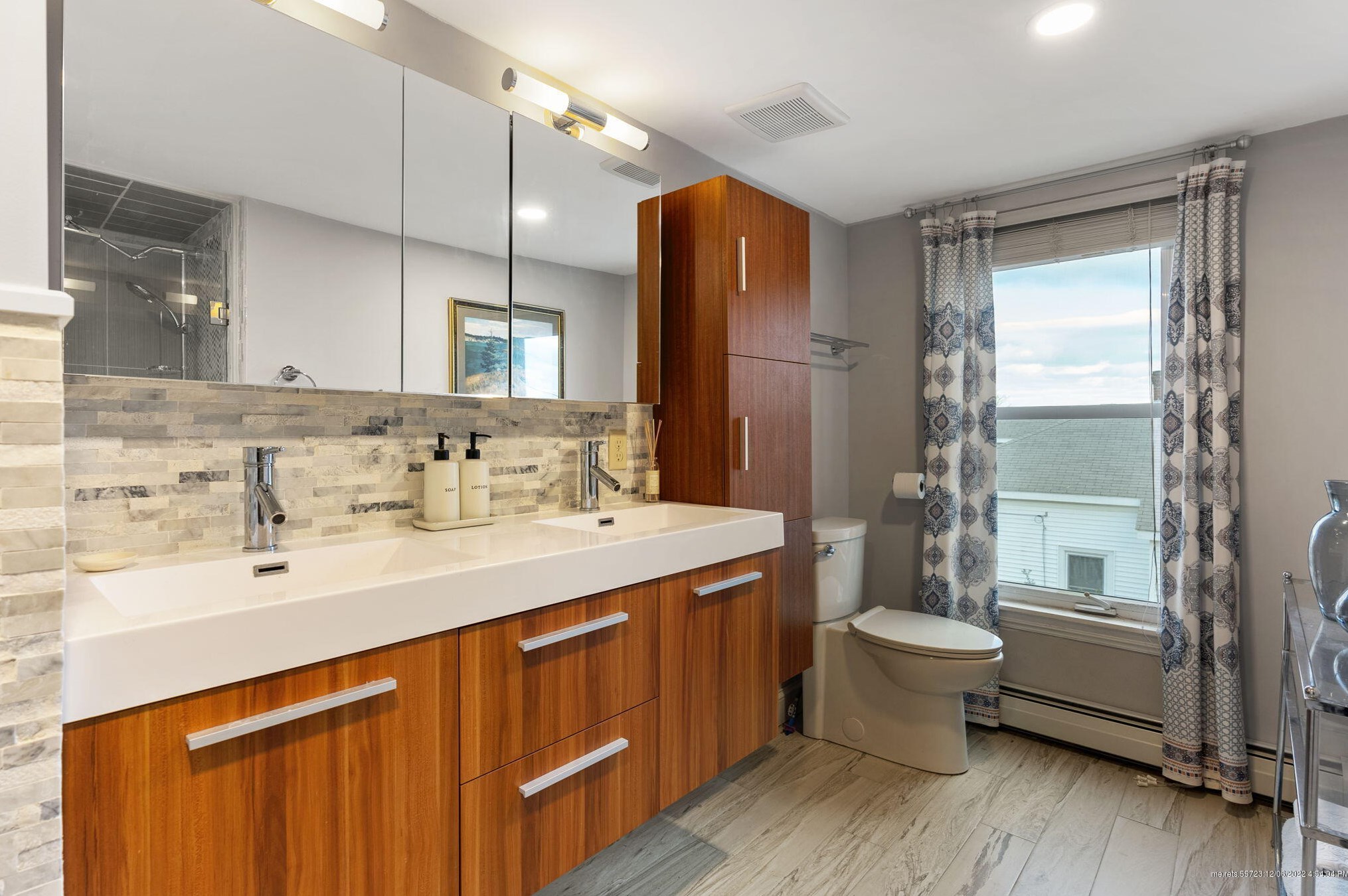 21 Wilson St, Portland ME  04106-6141 exterior