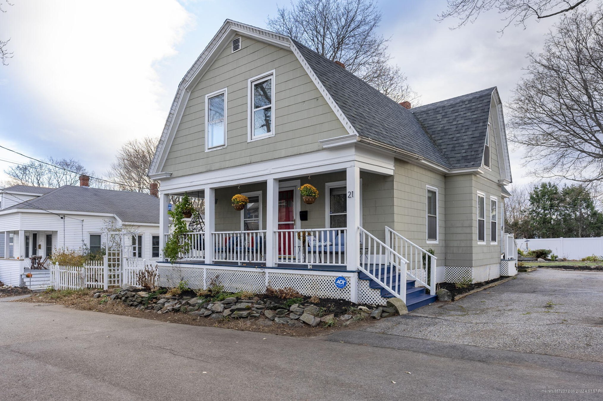 21 Wilson St, Portland ME  04106-6141 exterior