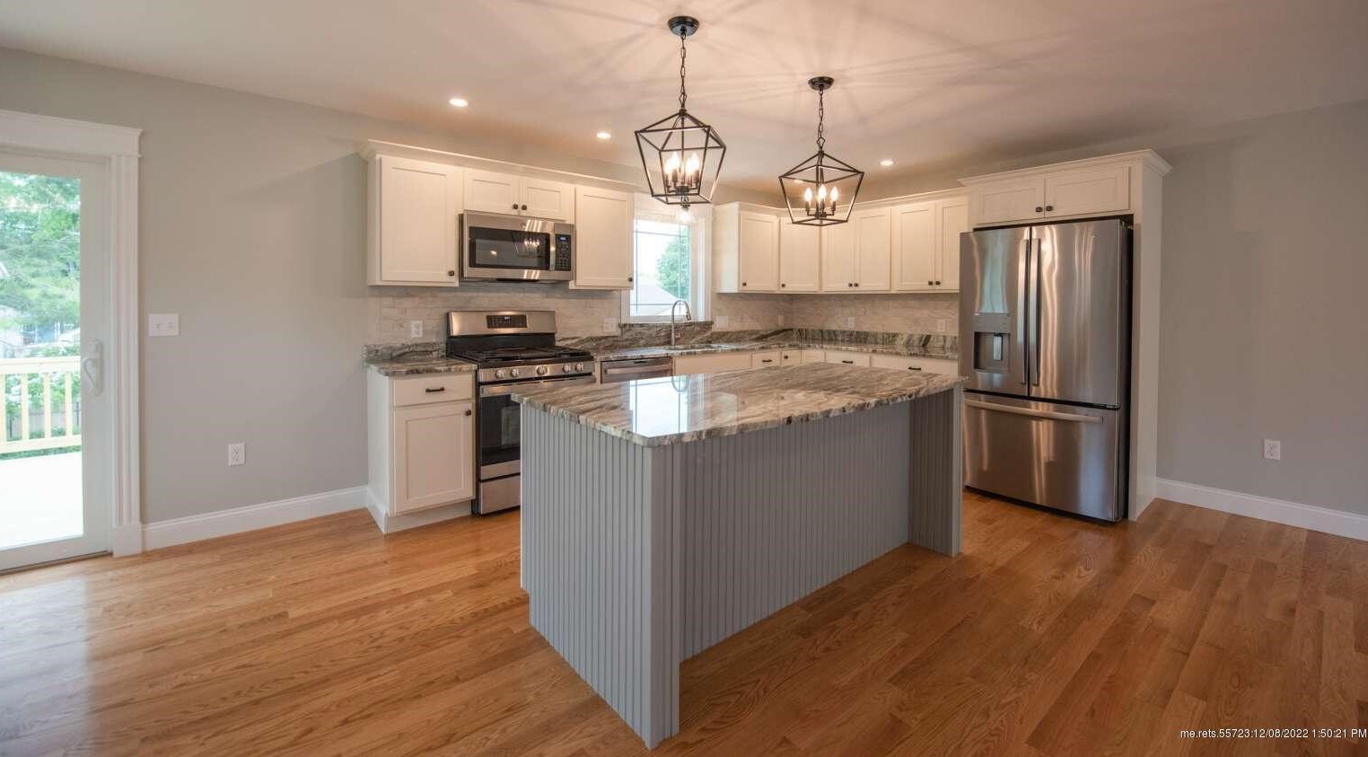 41 Lubec St, Portland ME  04106-6224 exterior