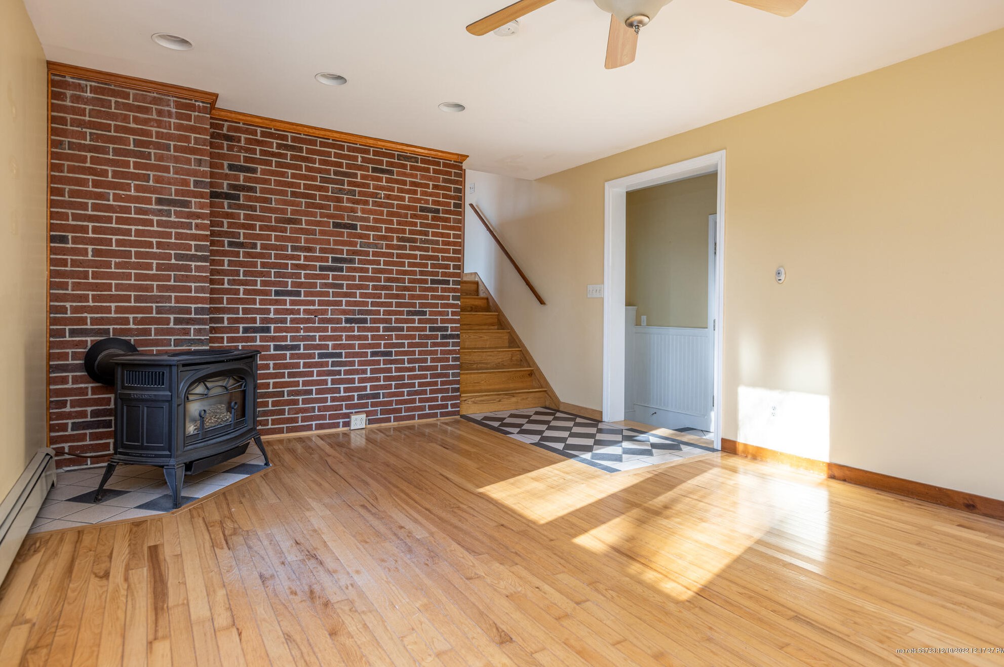 104 Murray St, Portland ME  04103-4210 exterior