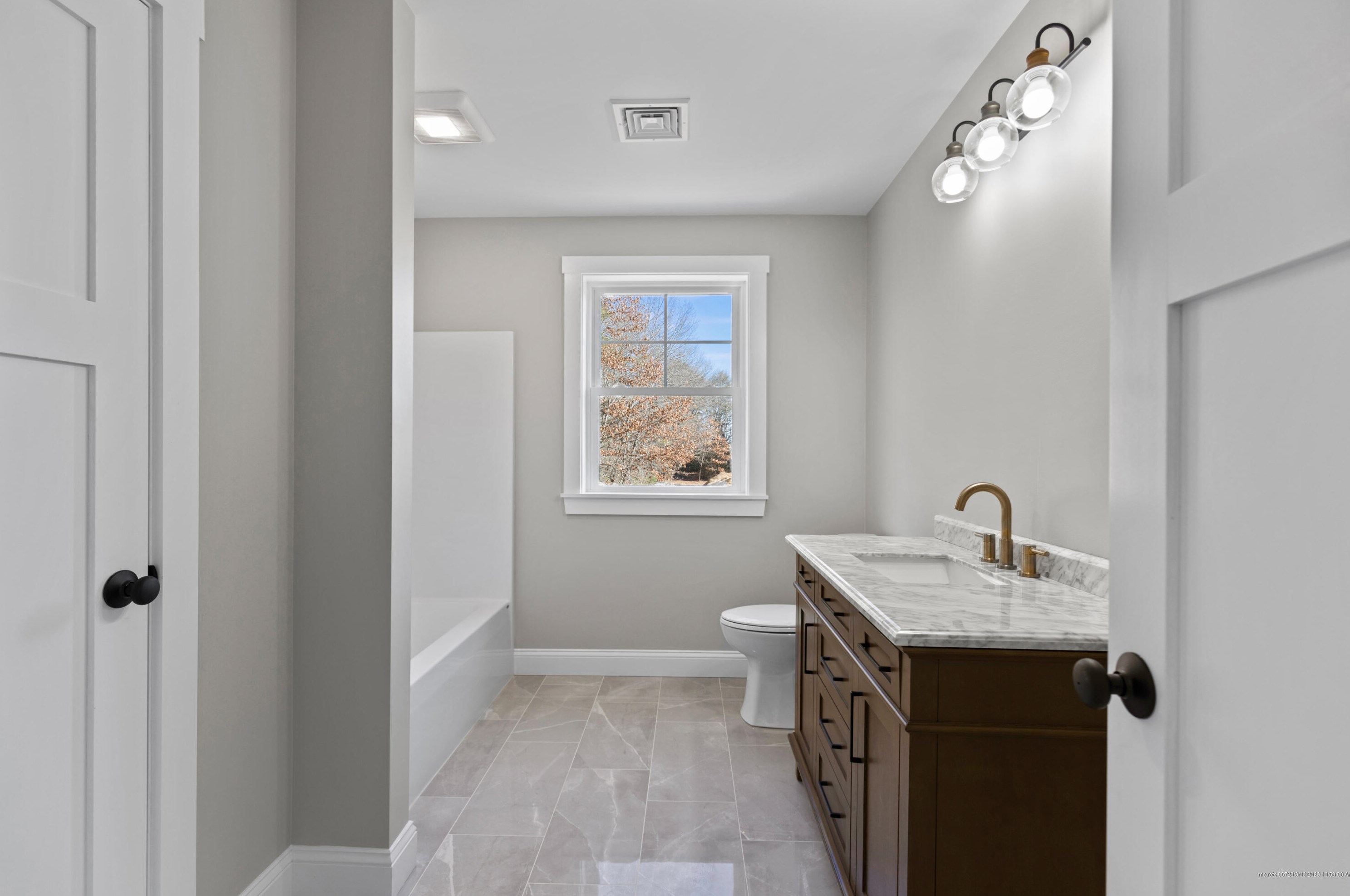 7 Ward Rd, Windham ME  04062-6910 exterior