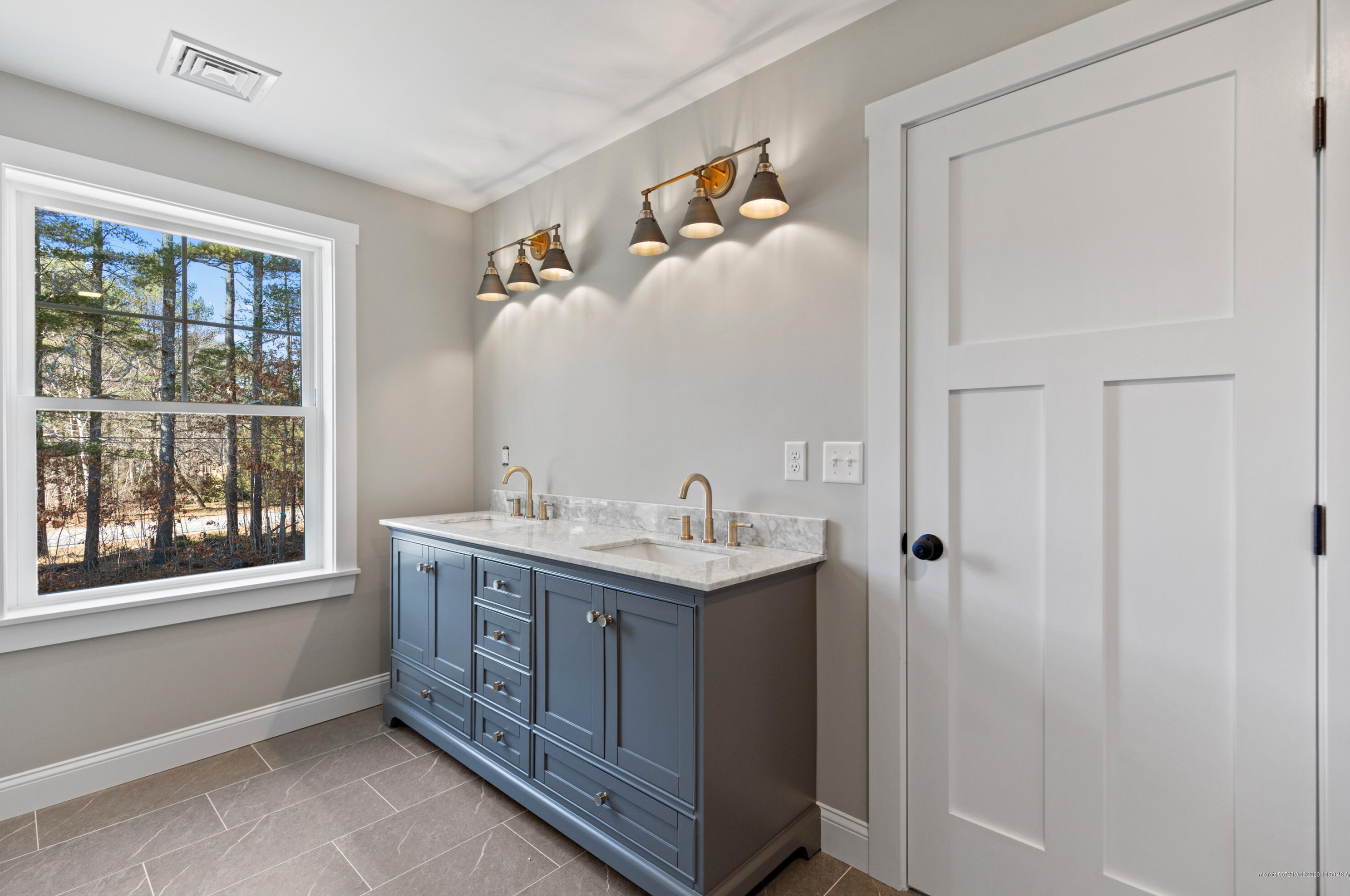 7 Ward Rd, Windham ME  04062-6910 exterior