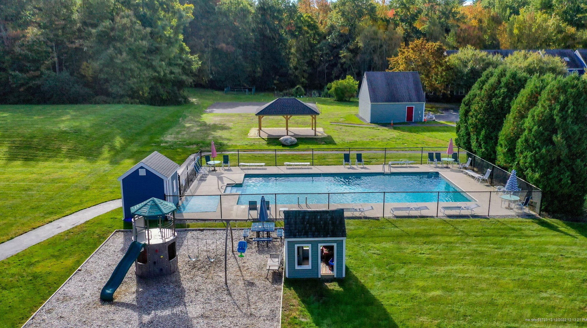 27 Neal Rd, Windham ME  04062-4974 exterior