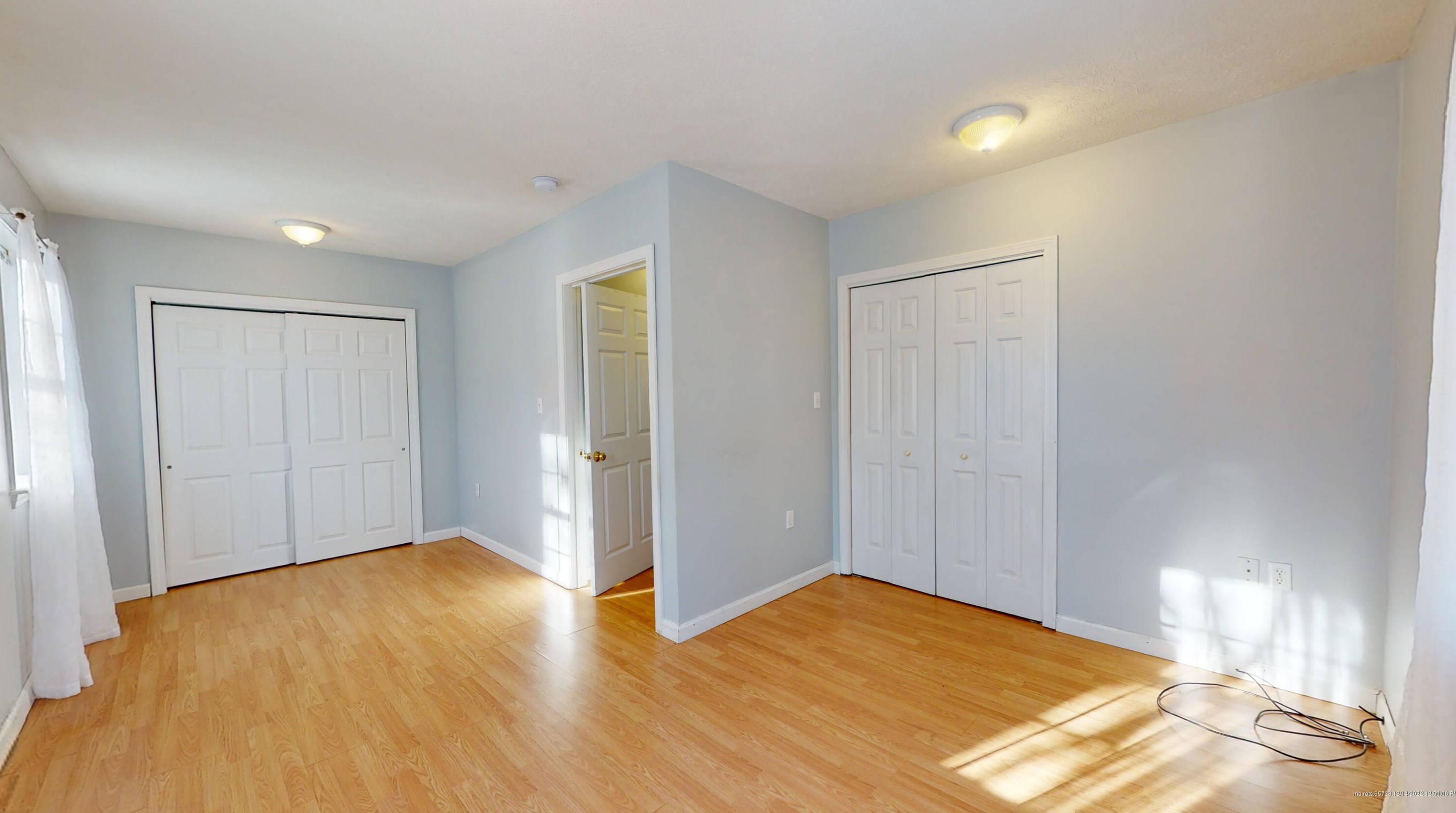 14 Rioux Dr, Leeds ME  04263-3943 exterior