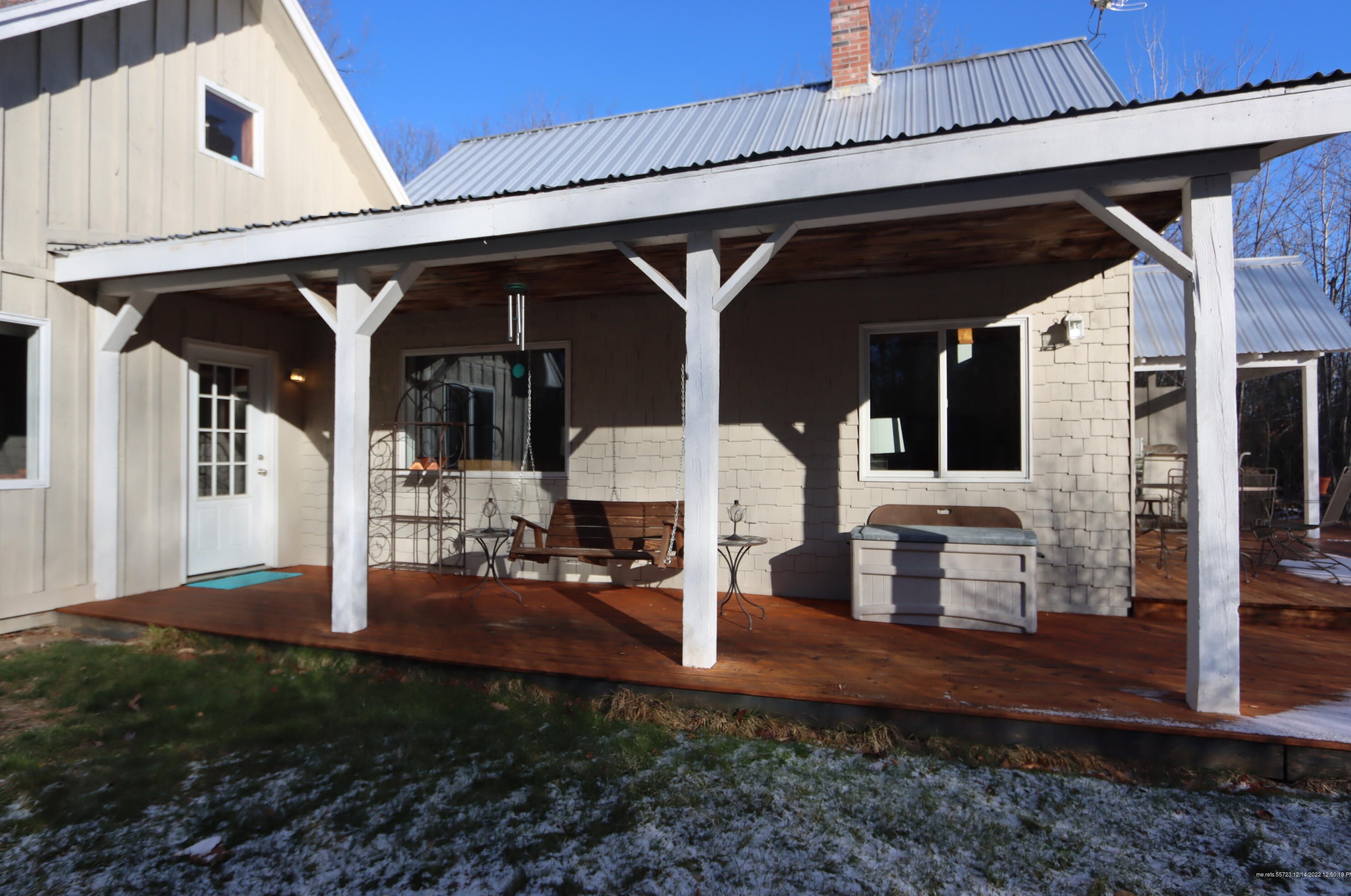 14 Rioux Dr, Leeds ME  04263-3943 exterior