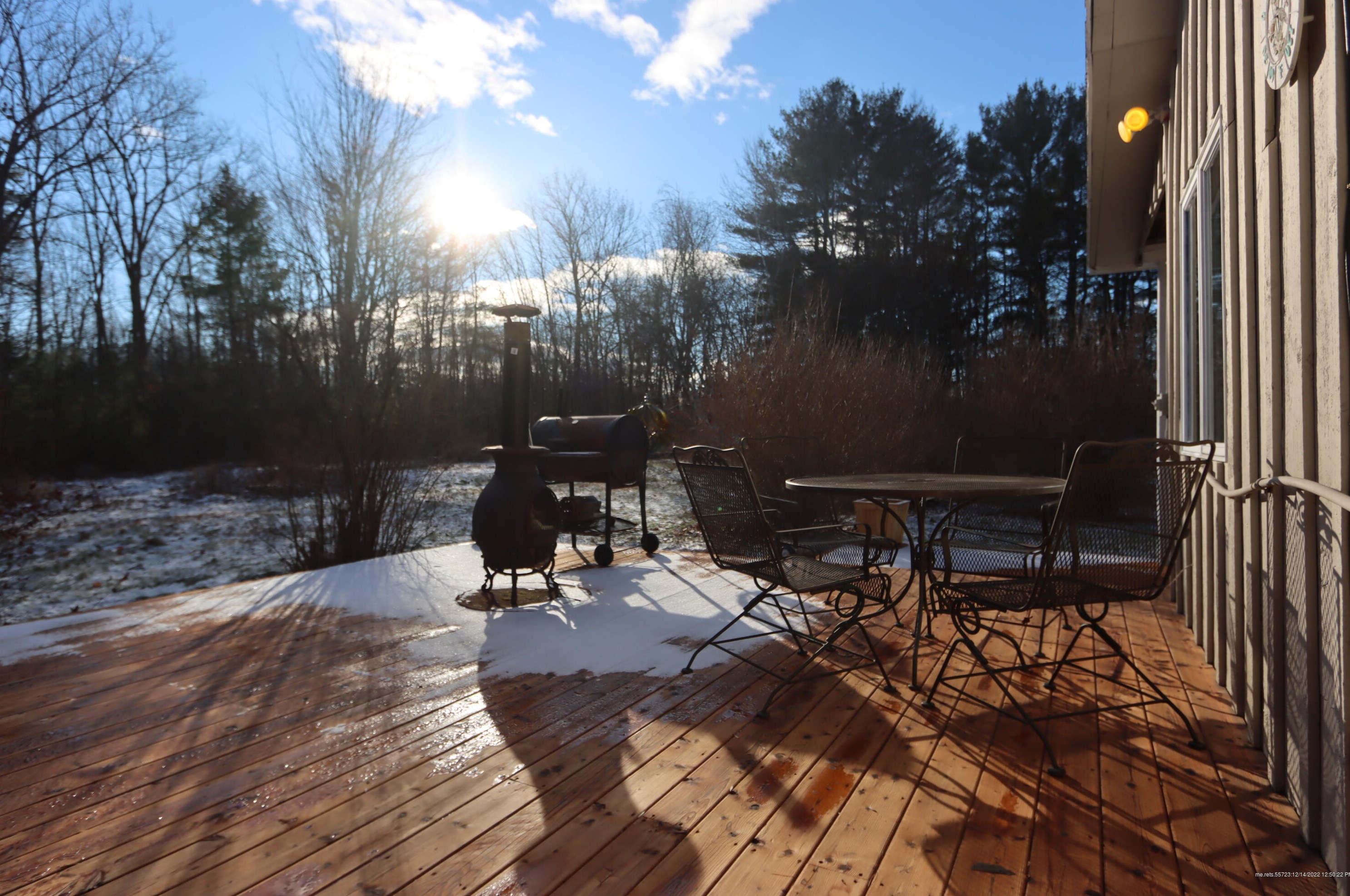 14 Rioux Dr, Leeds ME  04263-3943 exterior