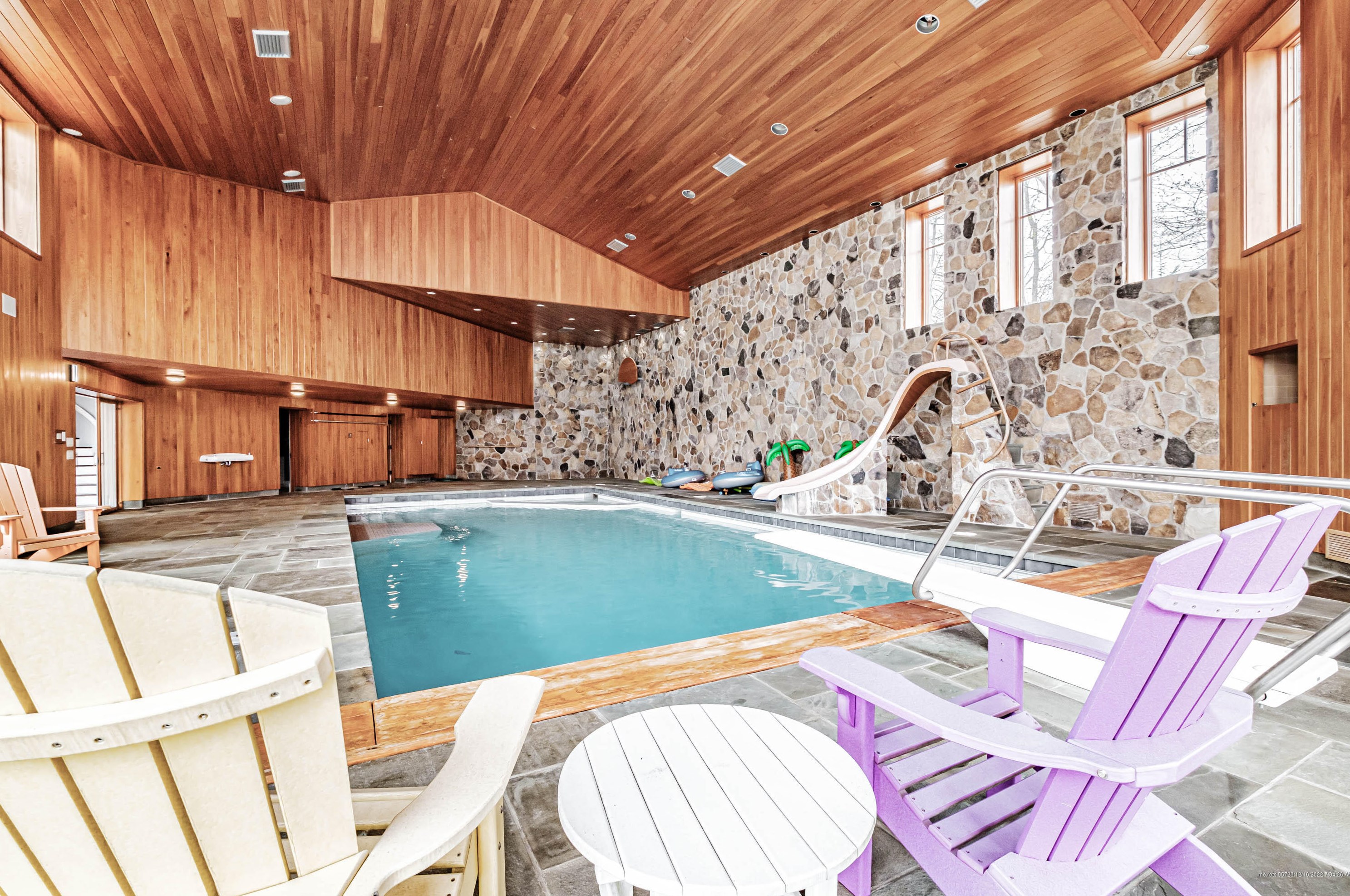 153 Foreside Rd, Portland ME  04110-1420 exterior