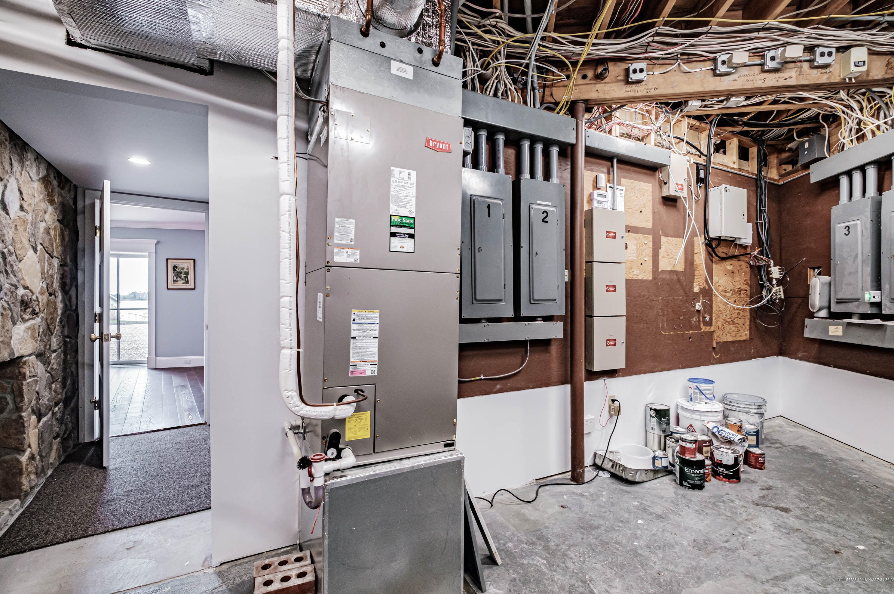 153 Foreside Rd, Portland ME  04110-1420 exterior