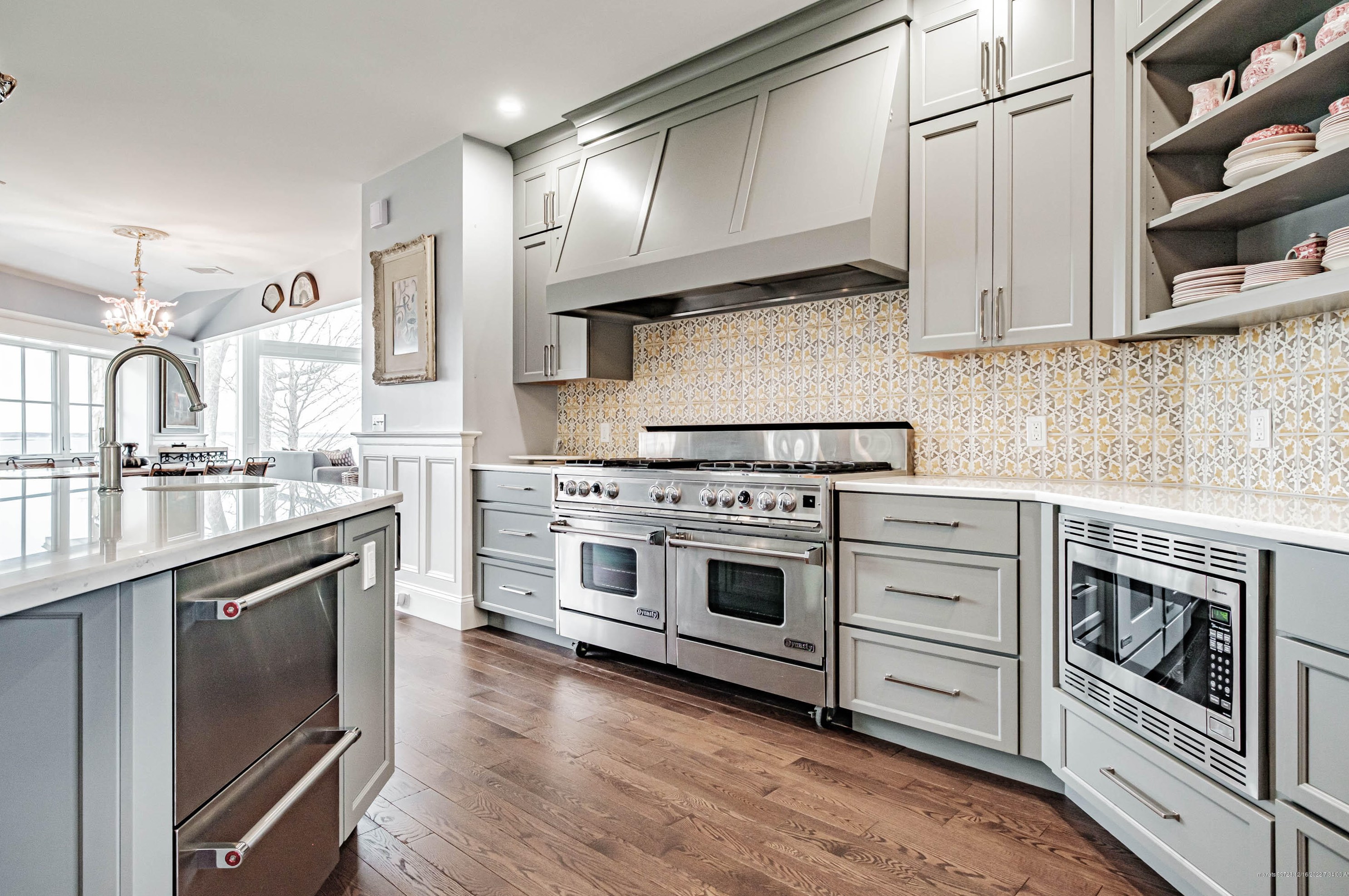 153 Foreside Rd, Portland ME  04110-1420 exterior