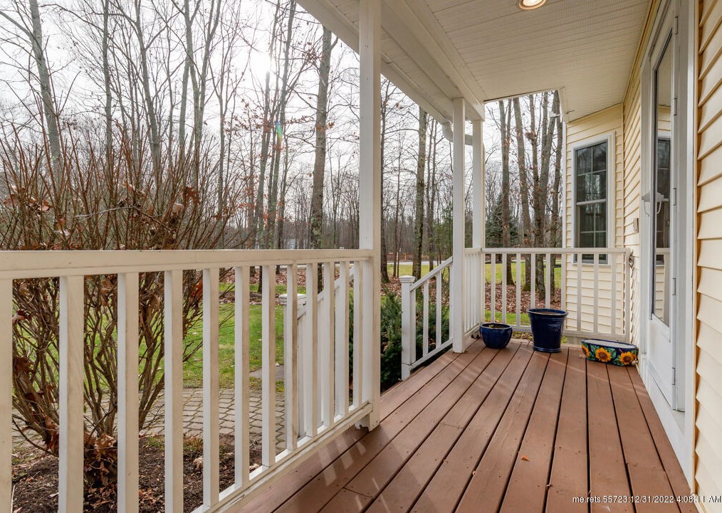 32 Stonington Pl, Kennebunk ME  04043-6285 exterior