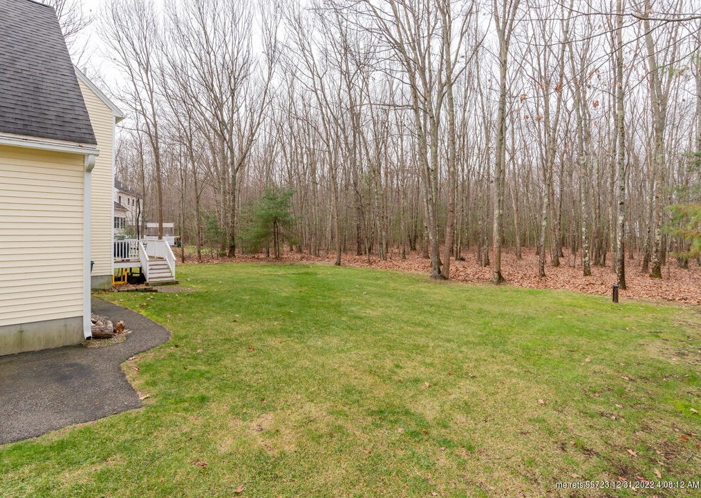 32 Stonington Pl, Kennebunk ME  04043-6285 exterior