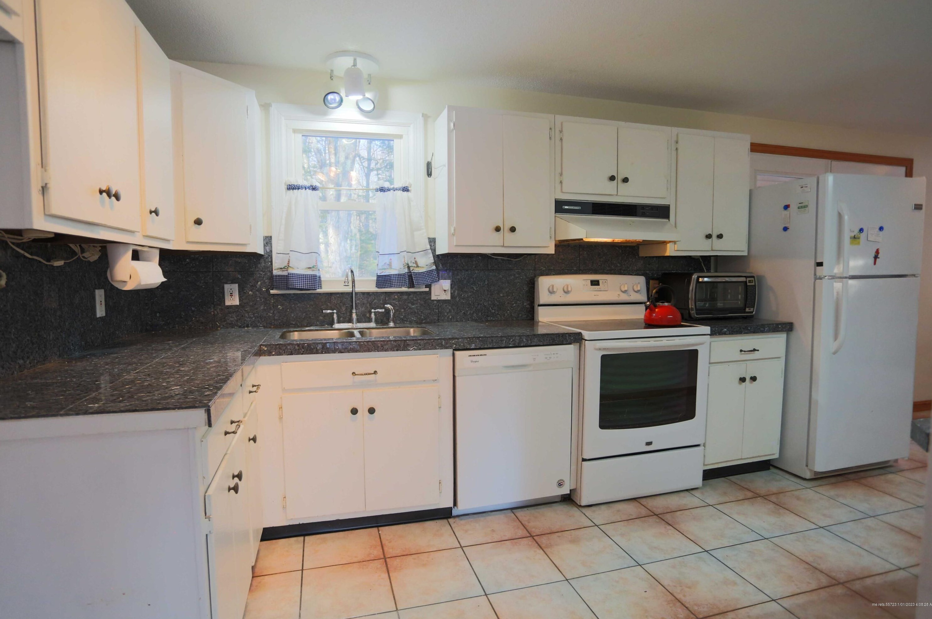 116 Albion Rd, Windham ME  04062-4508 exterior