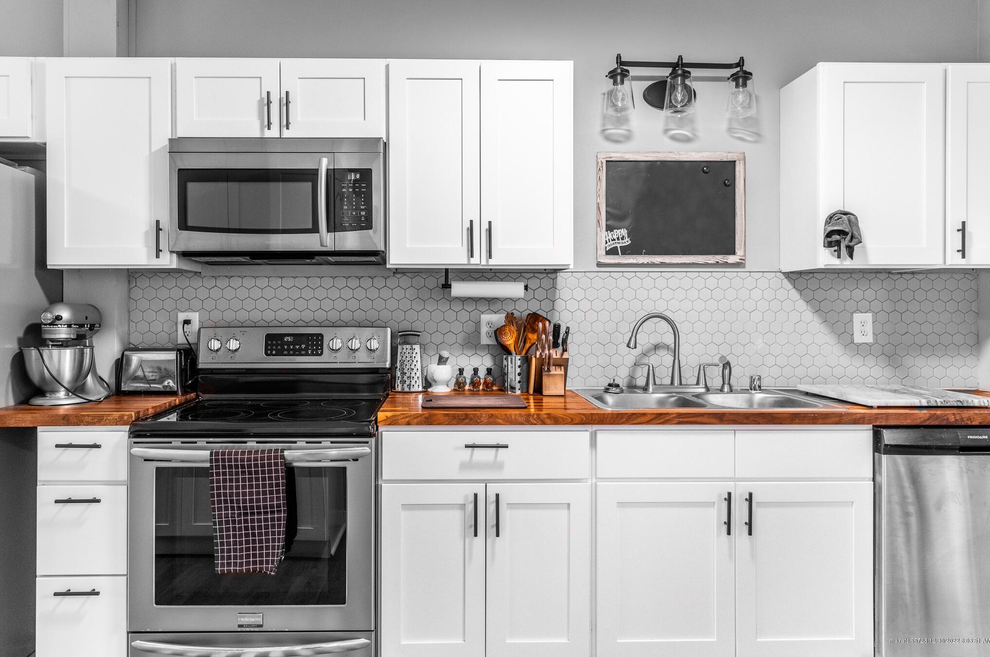 17 Winter St, Bangor ME  04401-4717 exterior