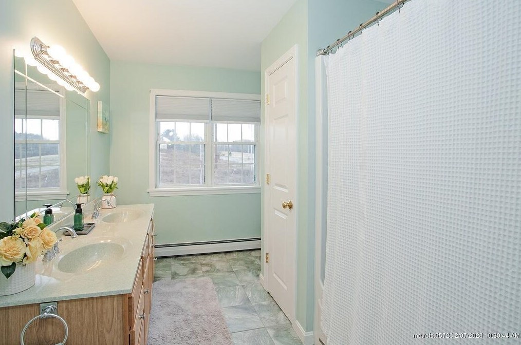 2 Stream View Dr, Waterville ME  04901-4334 exterior