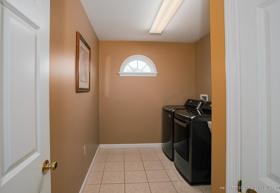 2 Stream View Dr, Waterville ME  04901-4334 exterior