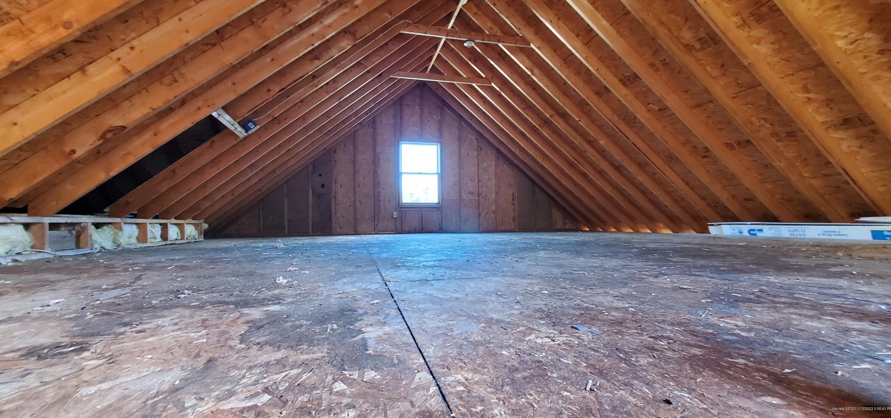 18 Constitution Ave, Newburgh ME  04444-1330 exterior