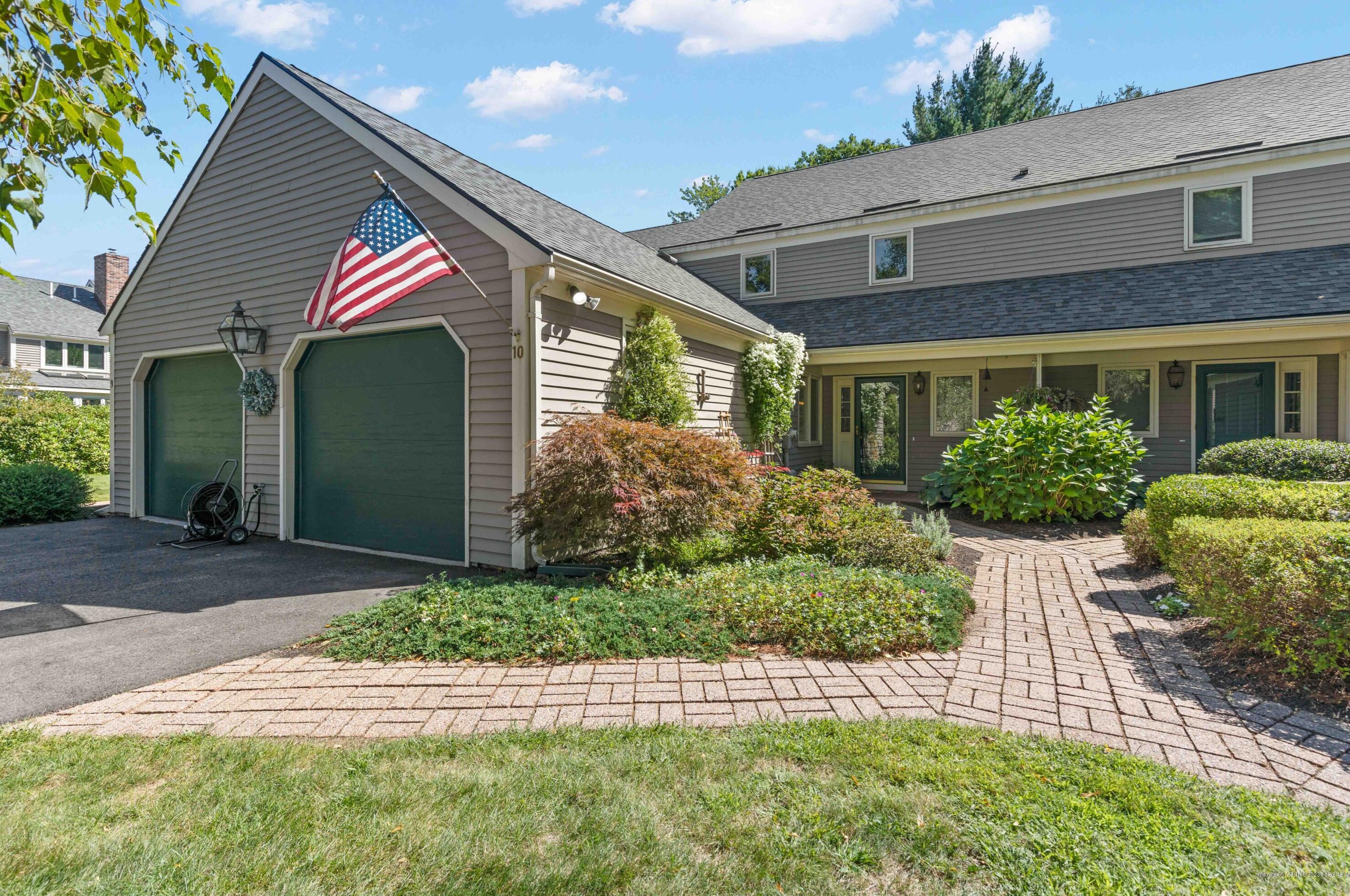 10 Foreside Common Dr, Portland ME  04105-2318 exterior