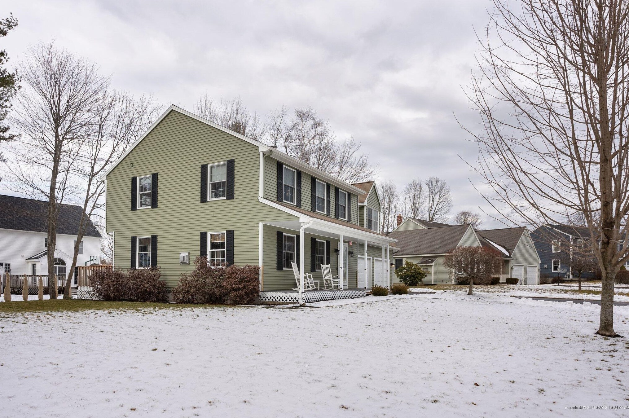 6 Blueberry Dr, Portland ME  04106-6892 exterior