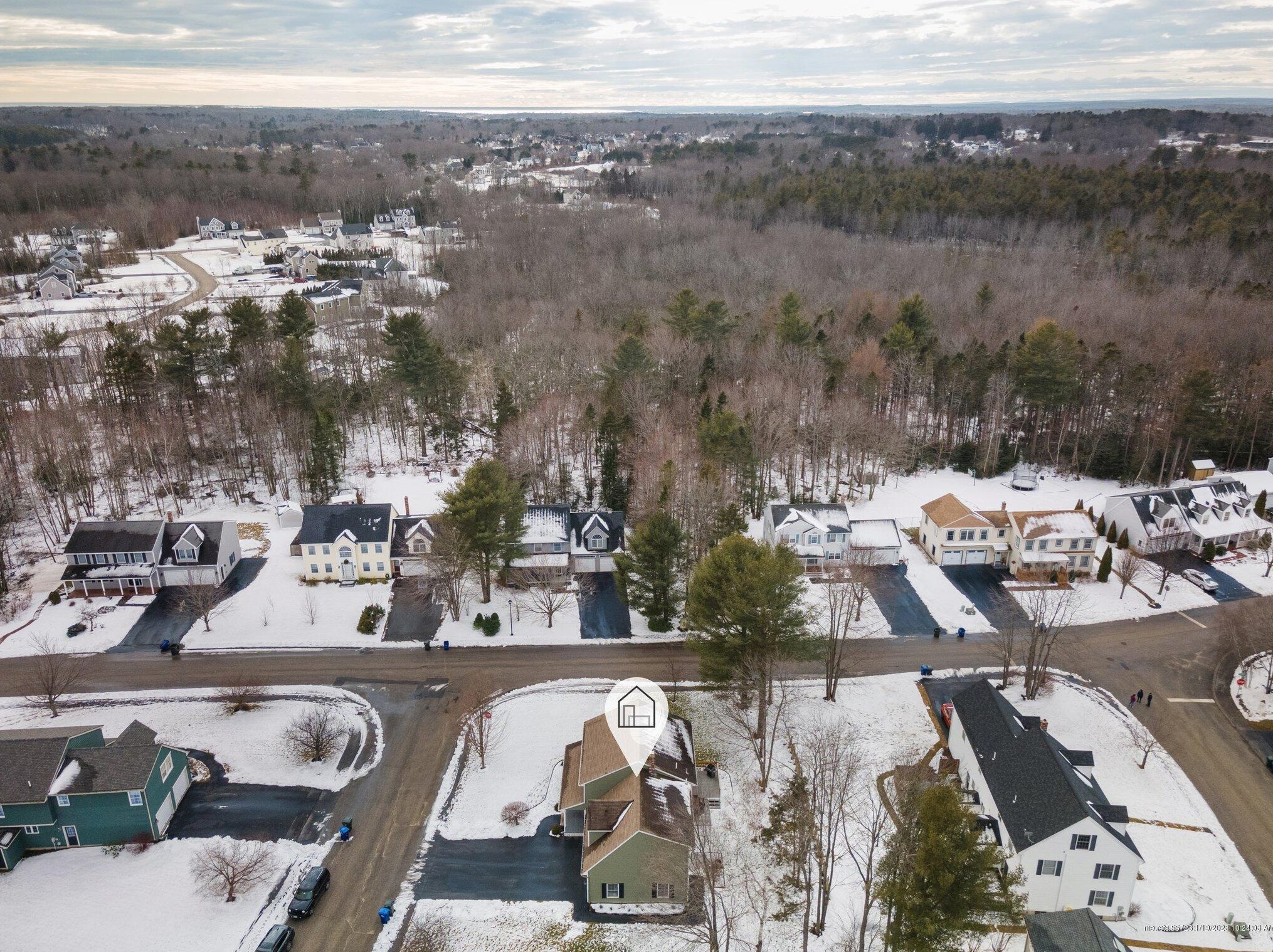 6 Blueberry Dr, Portland ME  04106-6892 exterior