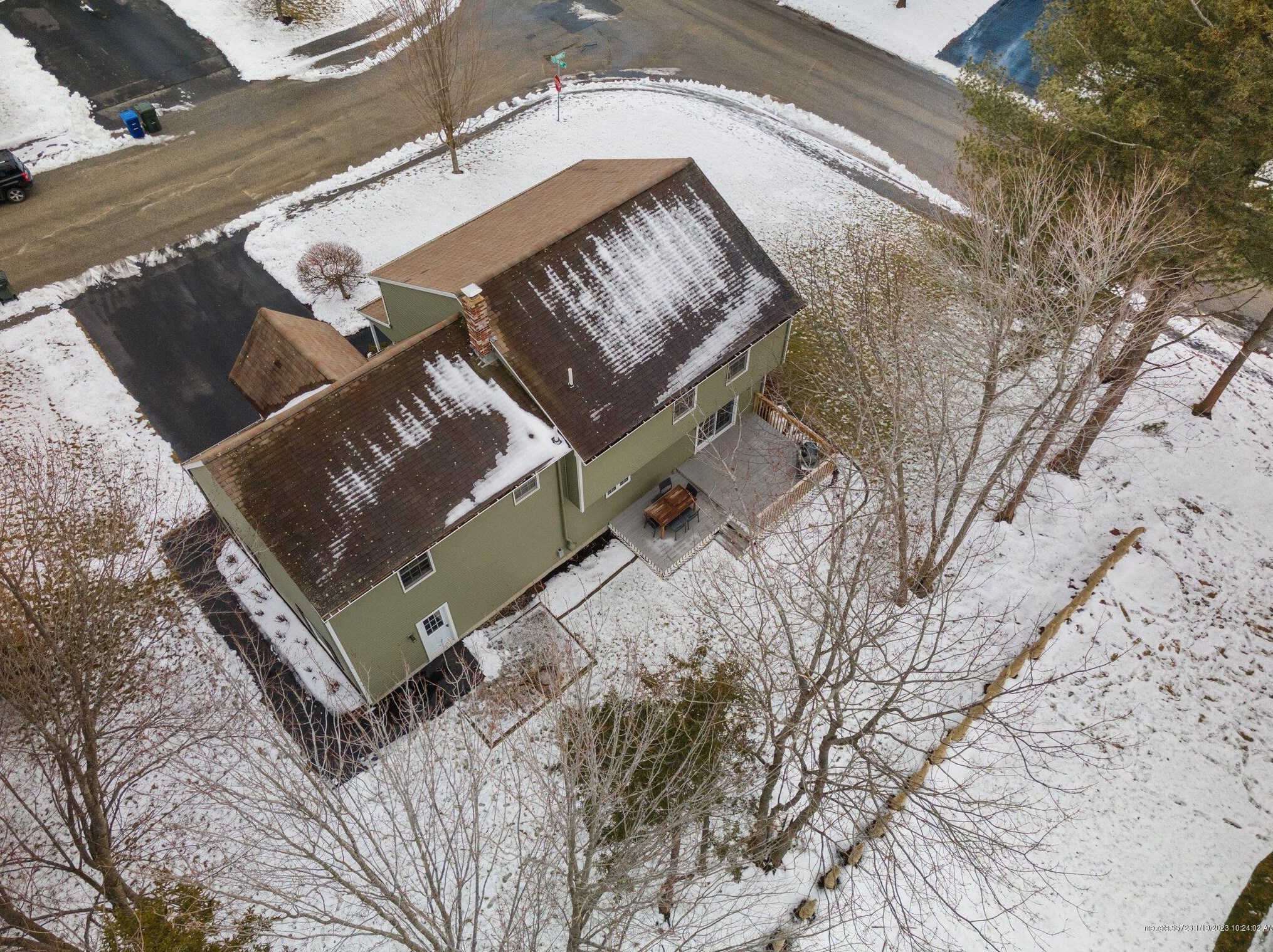 6 Blueberry Dr, Portland ME  04106-6892 exterior