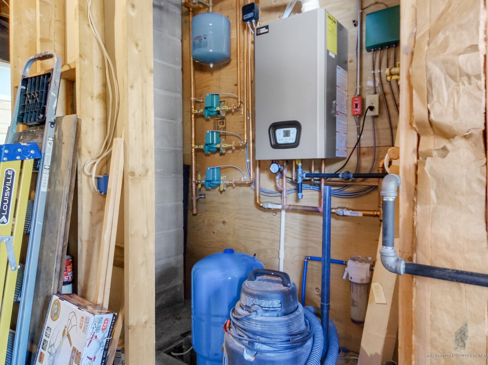 76 Tyler Rd, Albion ME  04910-6310 exterior