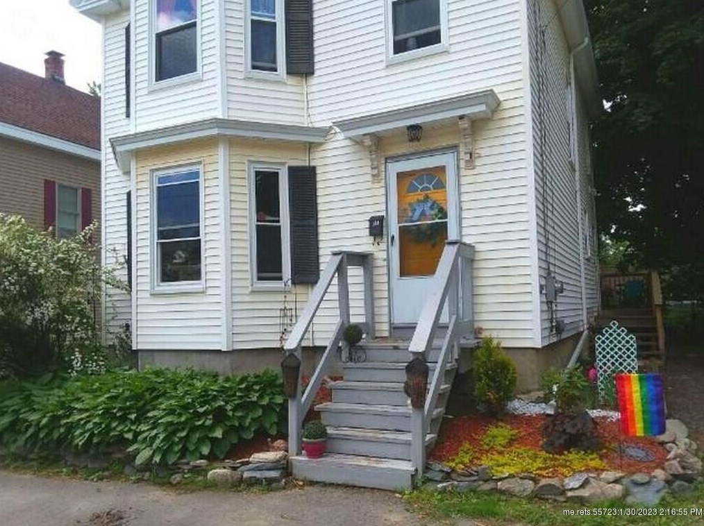 30 Catell St, Bangor ME  04401-6802 exterior