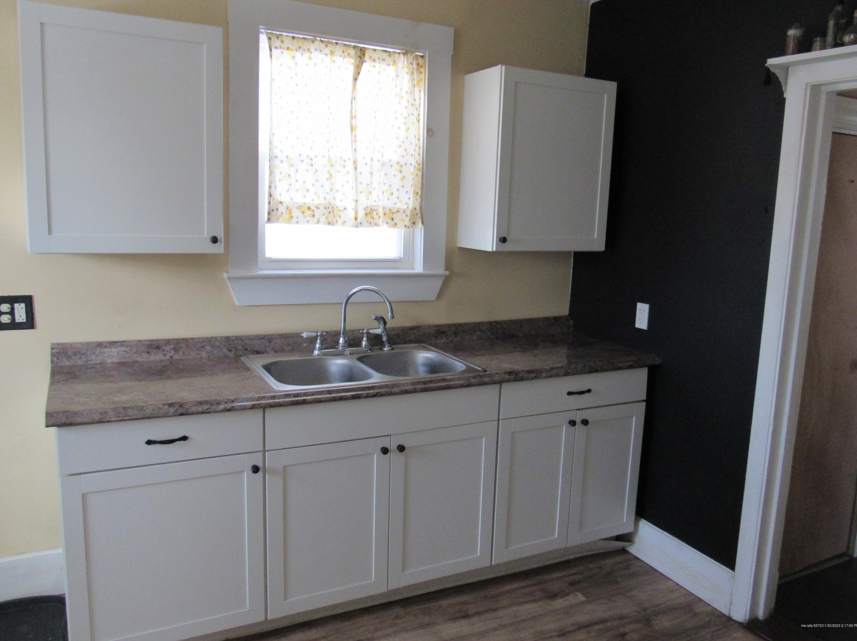 30 Catell St, Bangor ME  04401-6802 exterior