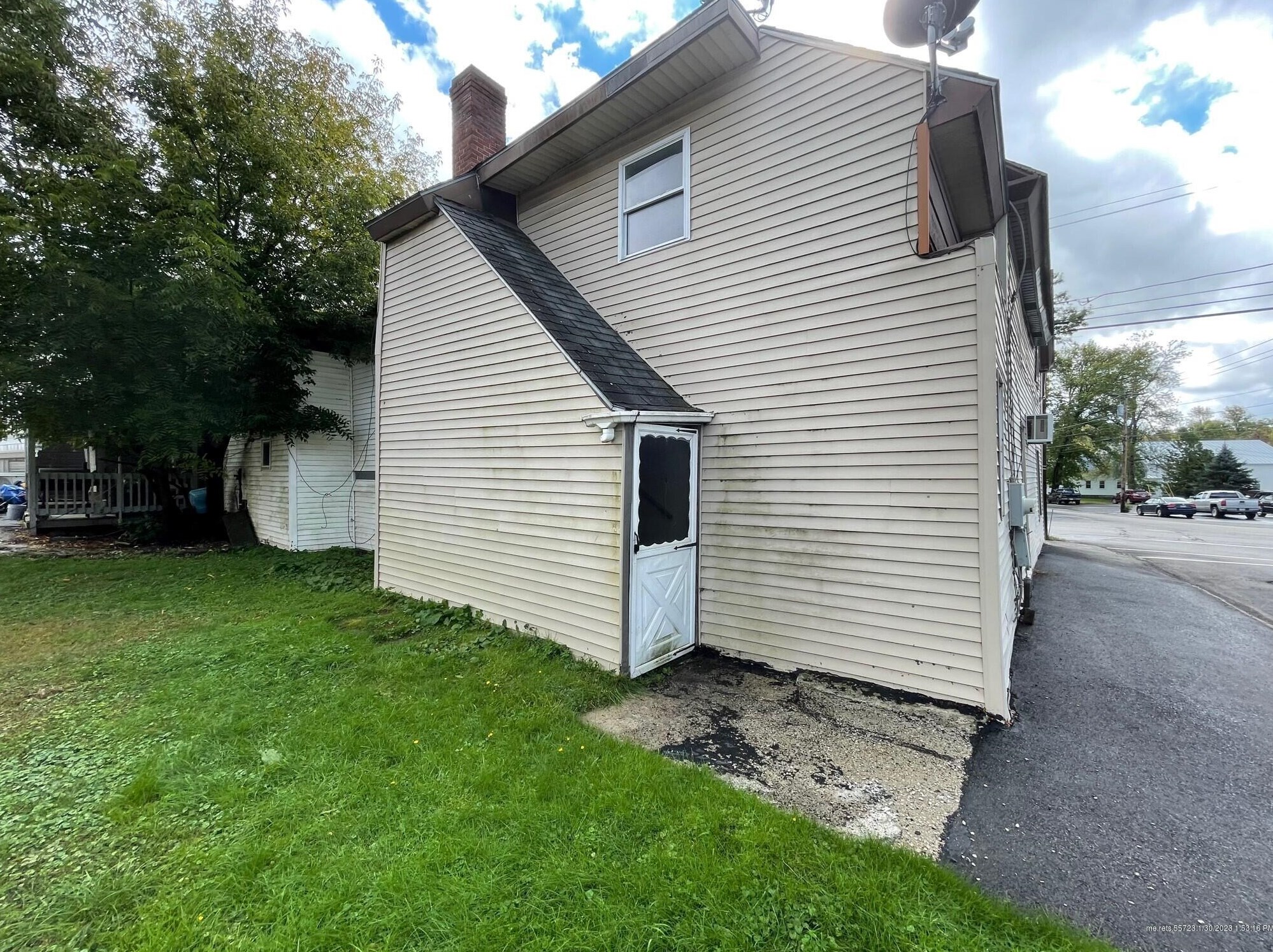 1144 Main St, Clinton ME  04927-3116 exterior