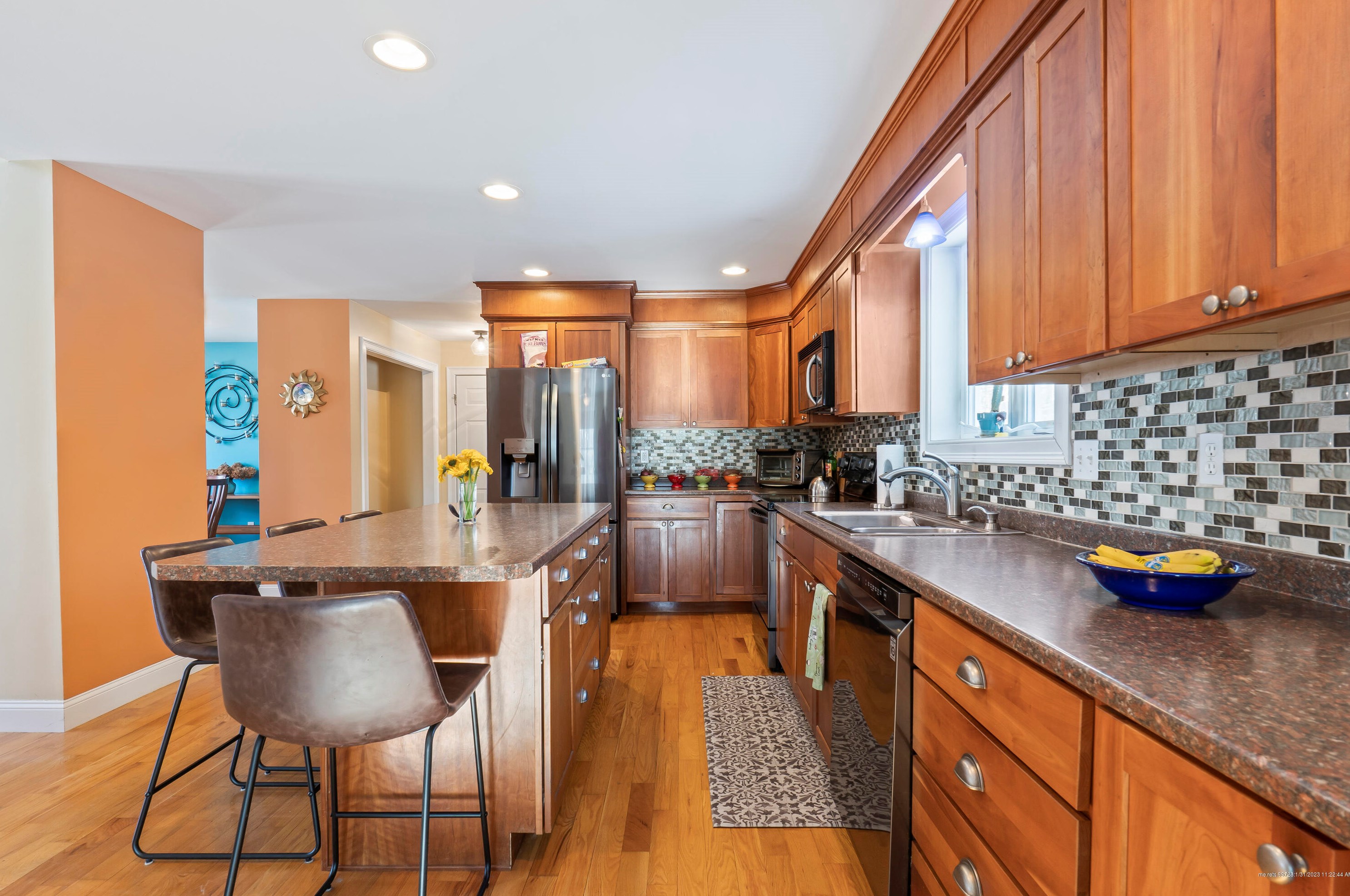 17 Victoria Ln, Windham ME  04062-4172 exterior