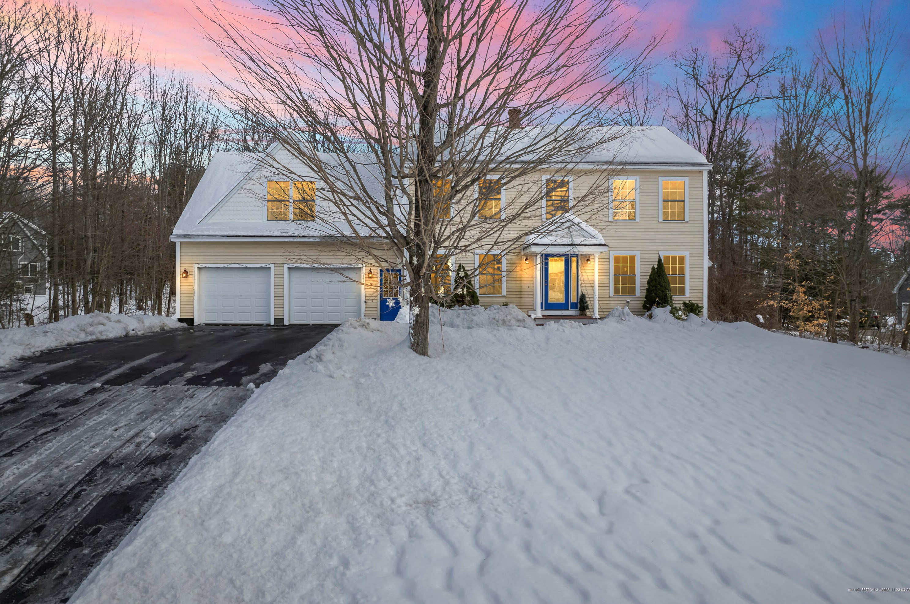 17 Victoria Ln, Windham ME  04062-4172 exterior