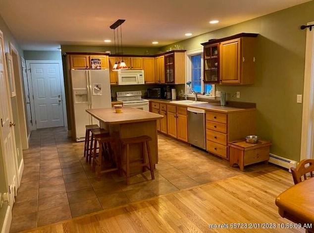 22 Valley Rd, Portland ME  04107-9652 exterior