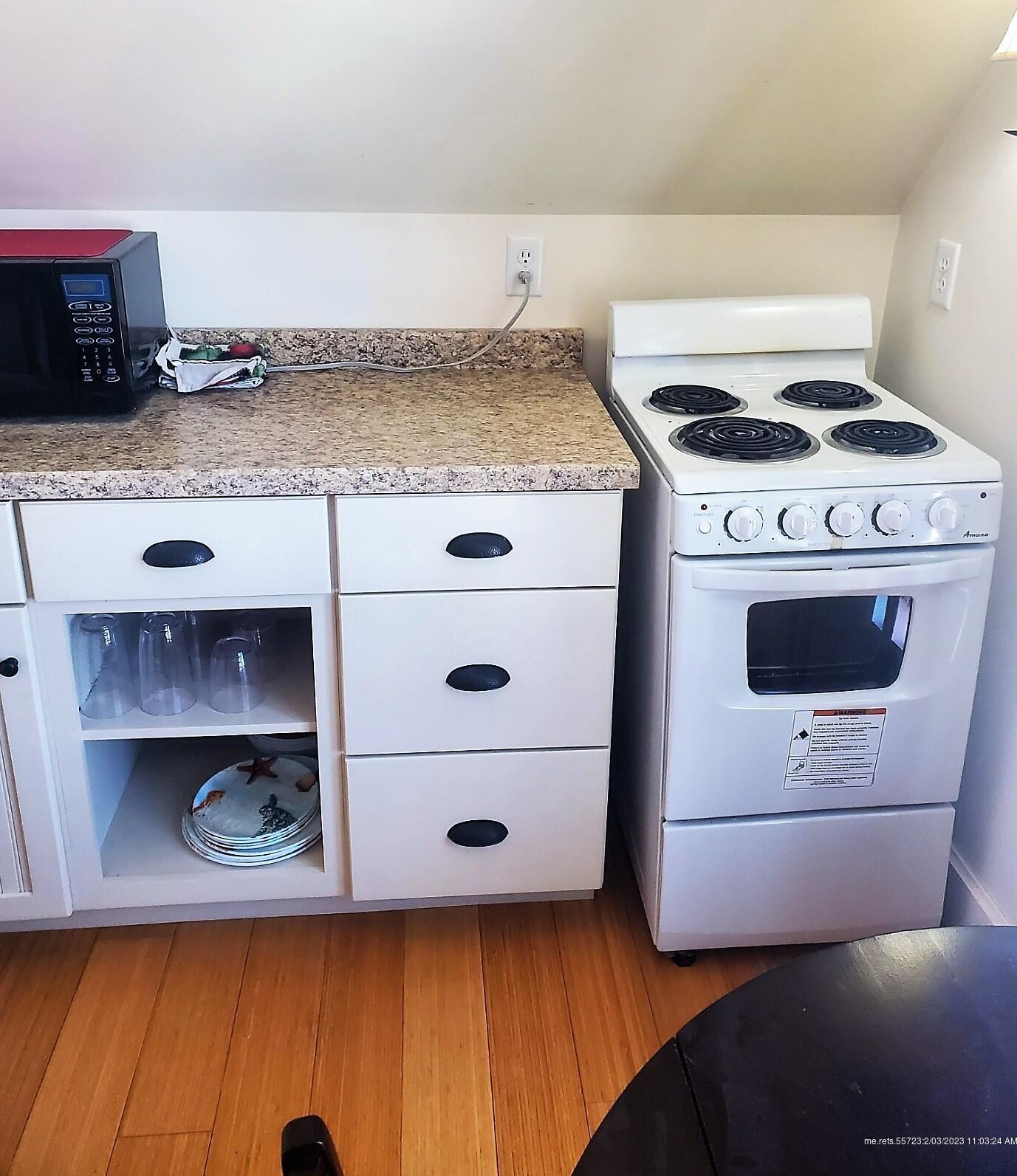 16 Charles St, Newburgh ME  04444-1610 exterior