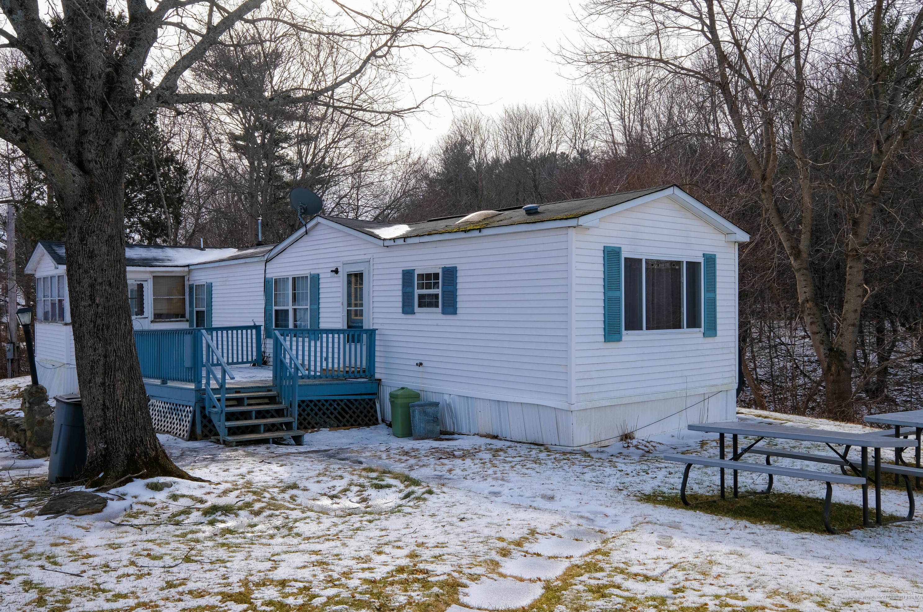 9 Albert Cir, Pittston ME  04345-5127 exterior