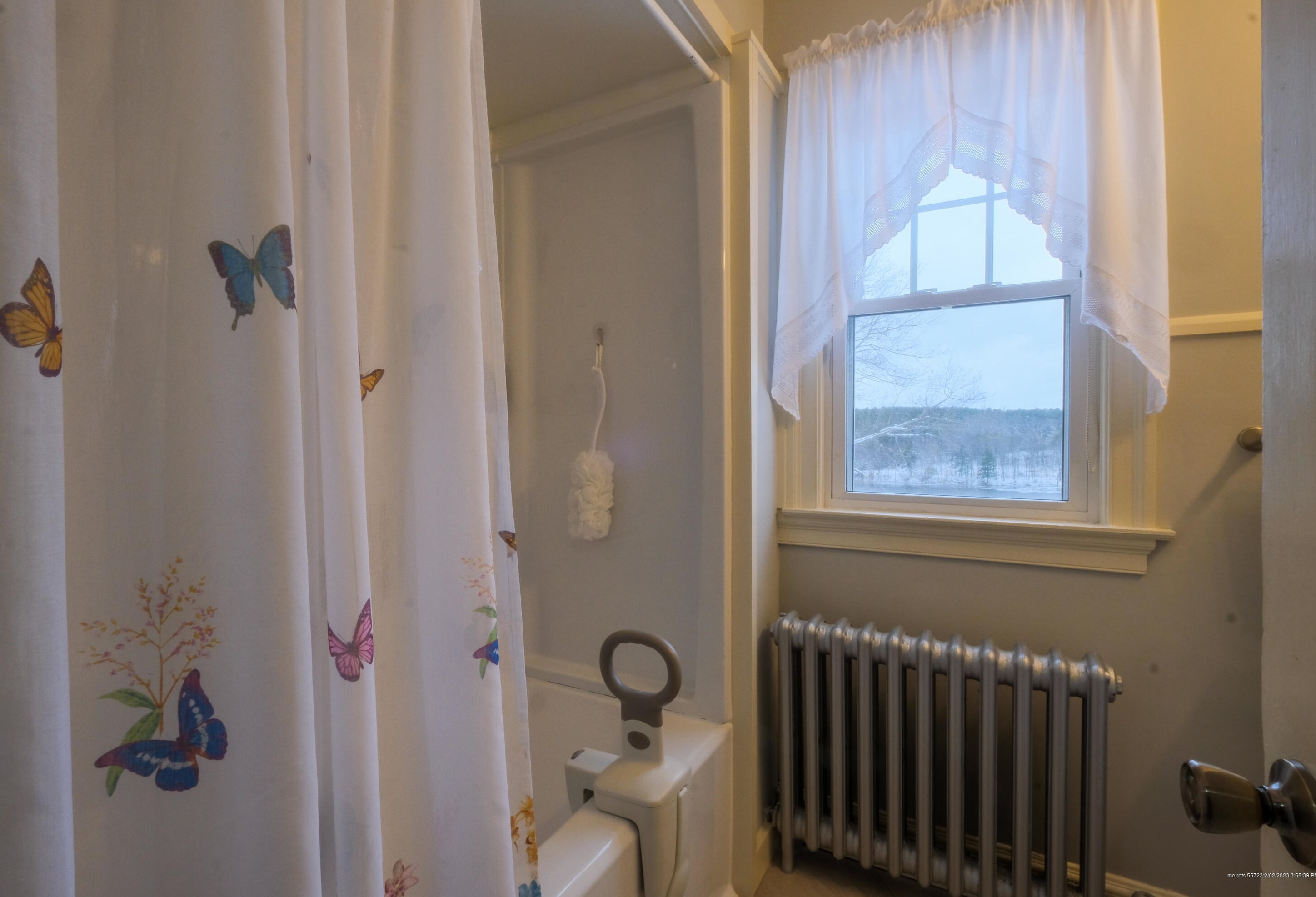 9 Albert Cir, Pittston ME  04345-5127 exterior