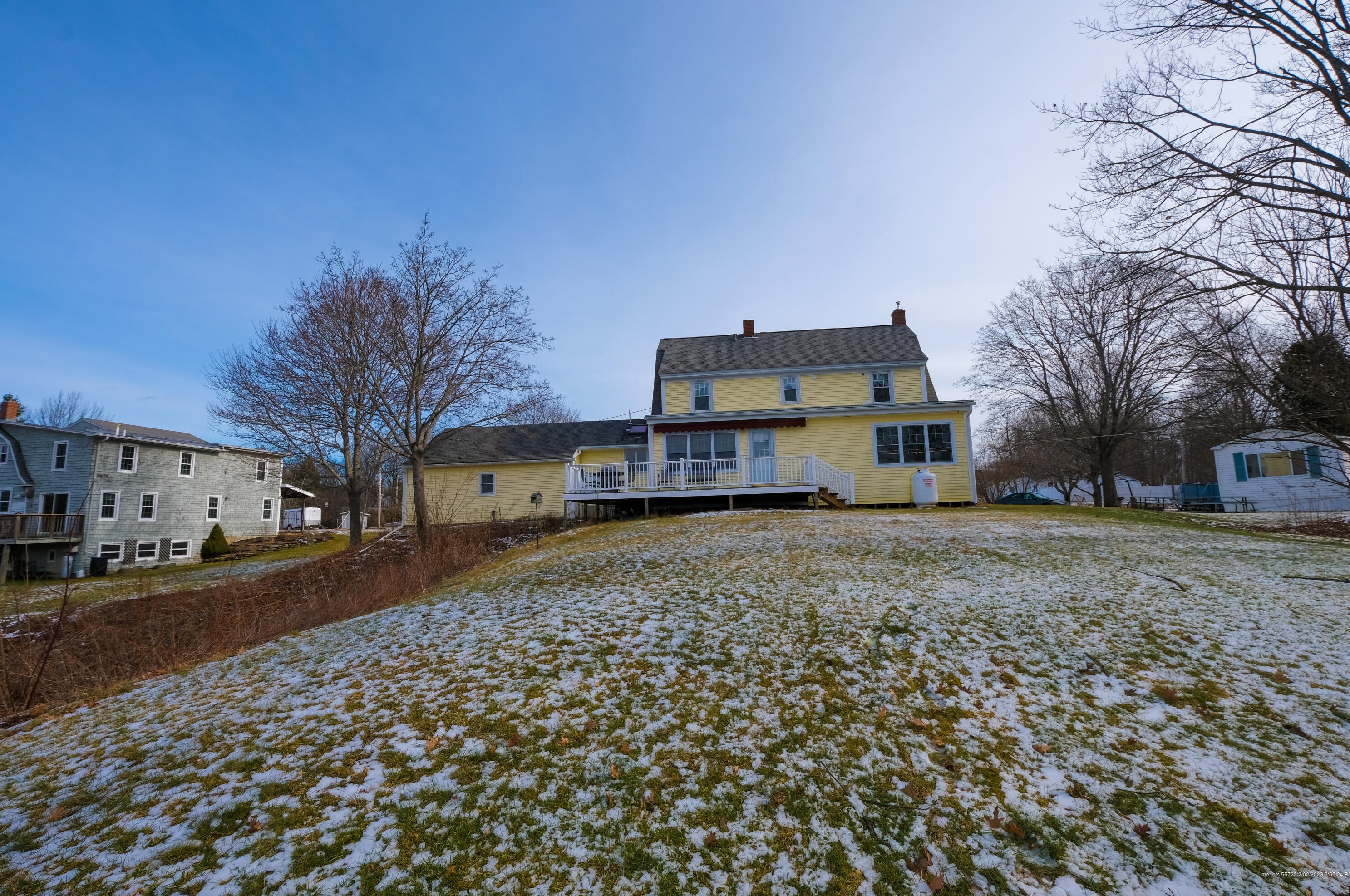 9 Albert Cir, Pittston ME  04345-5127 exterior