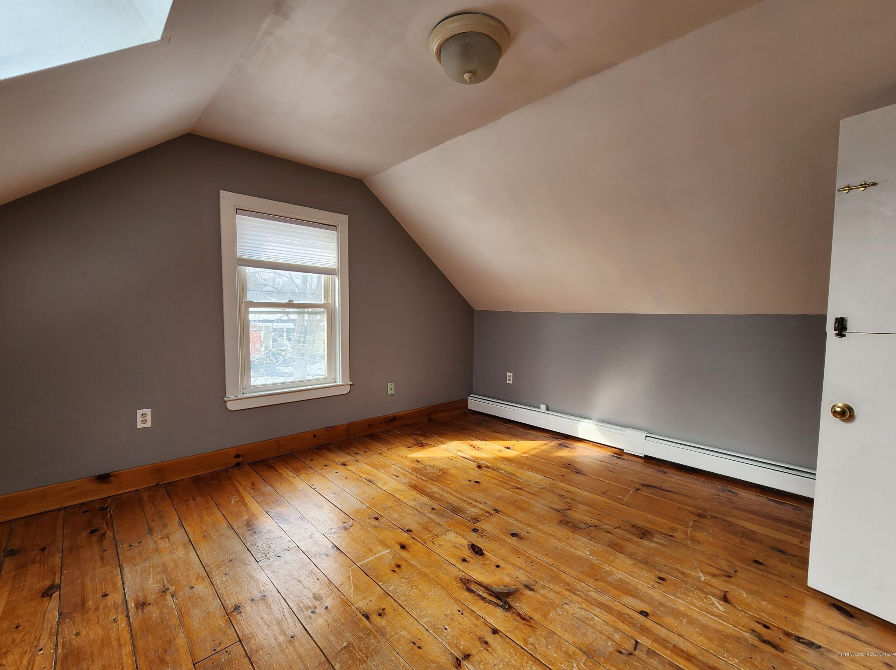 82 Hobart St, Portland ME  04102-2408 exterior