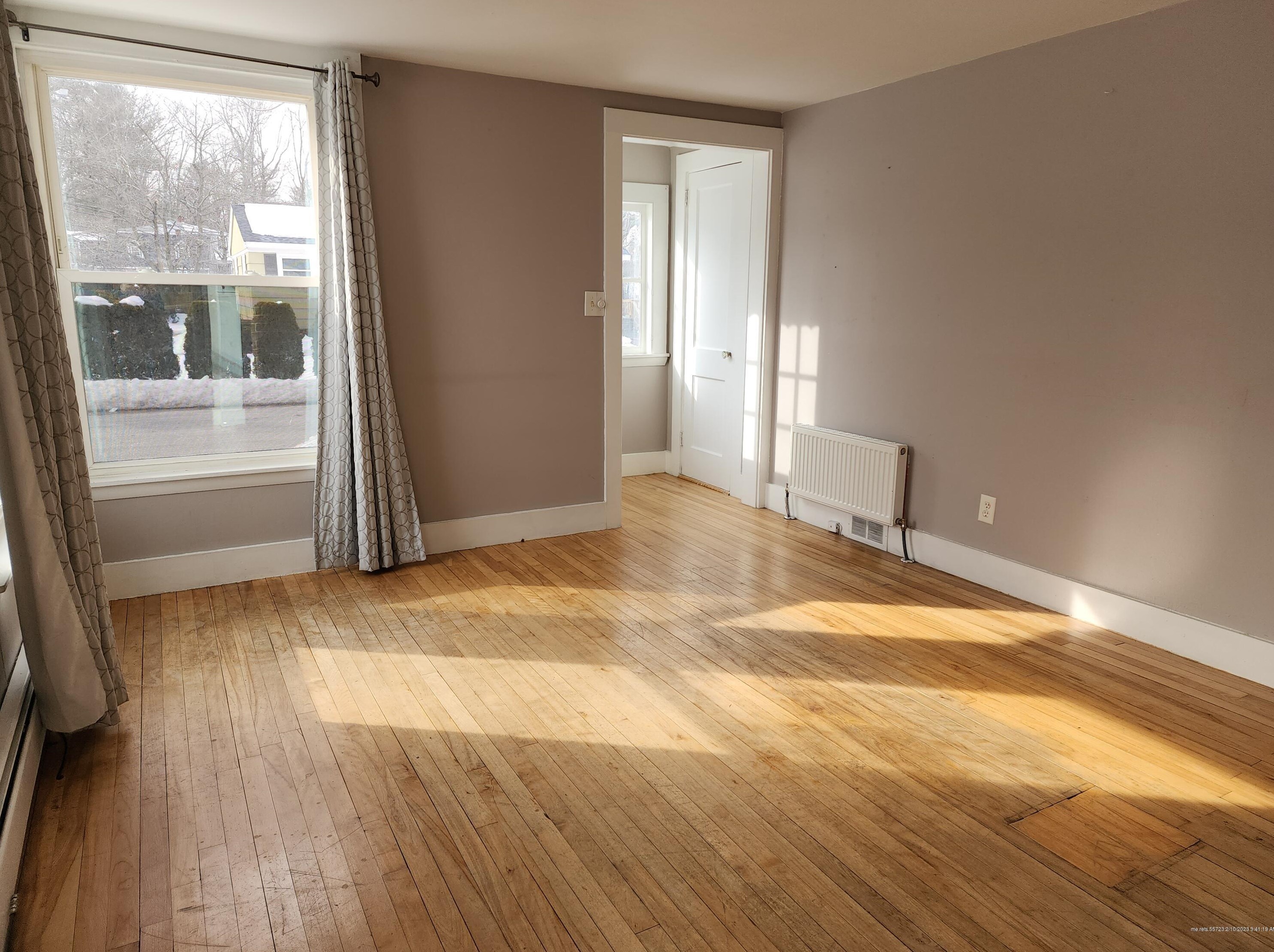 82 Hobart St, Portland ME  04102-2408 exterior