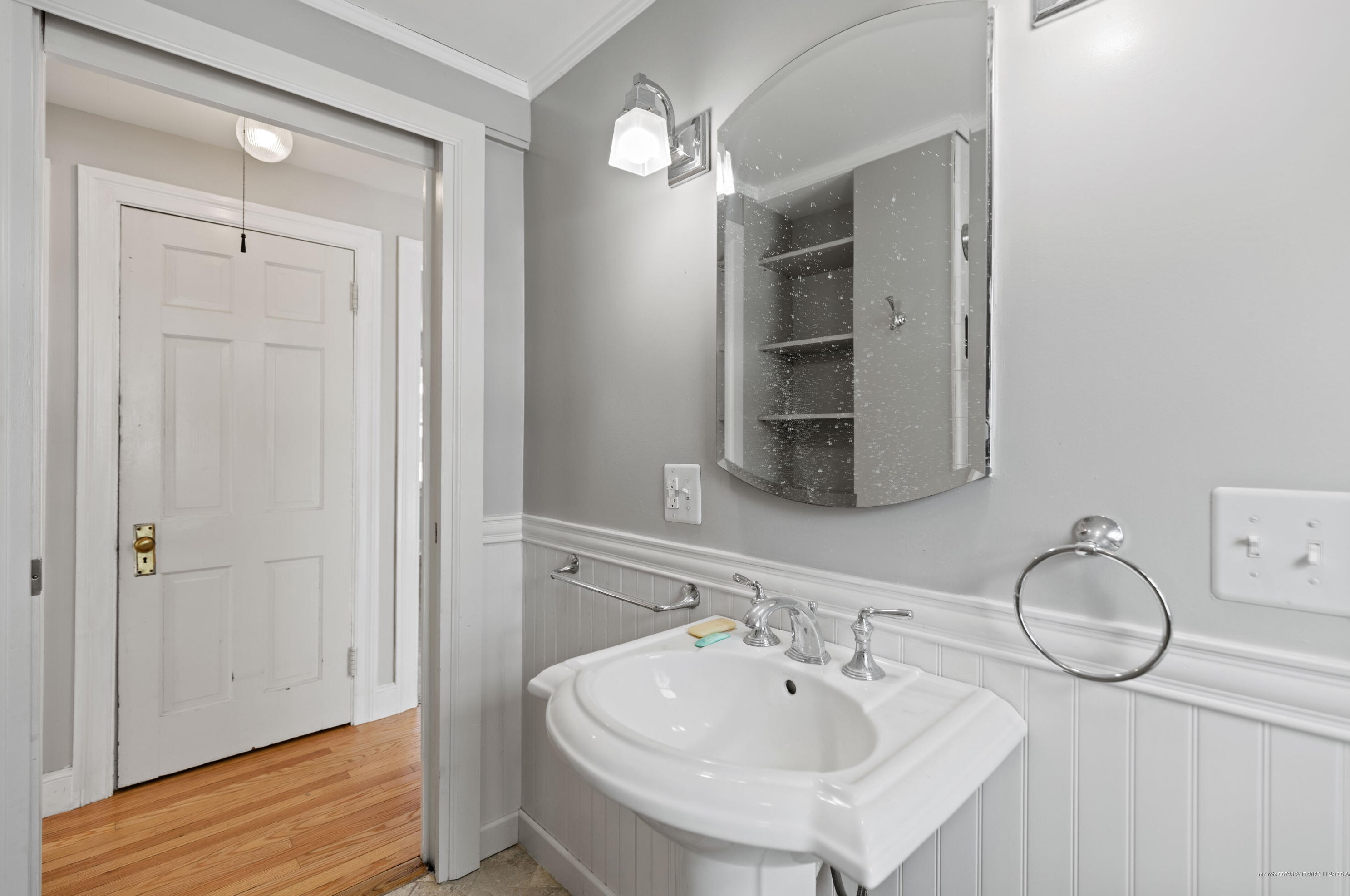 83 Pennell Ave, Portland ME  04103-2029 exterior