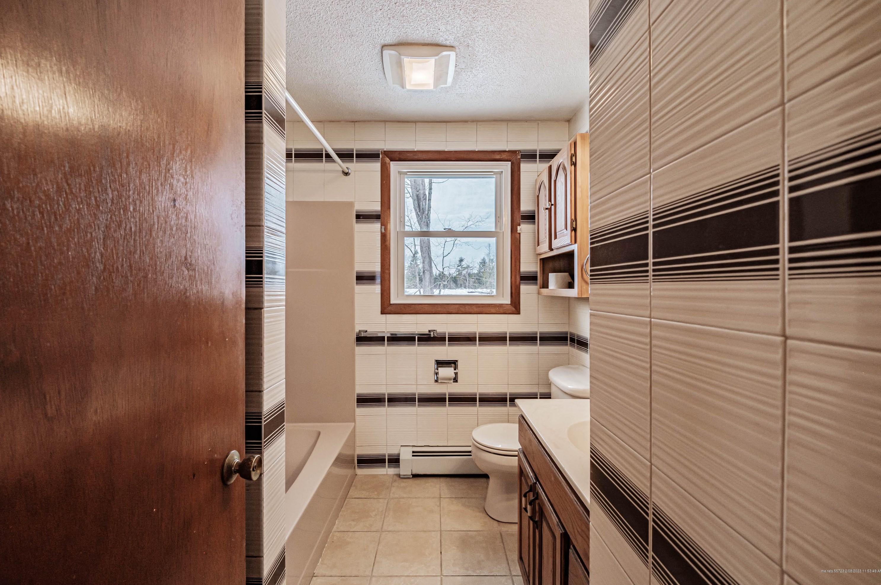 37 Libby Dr, Buxton ME  04093-3700 exterior