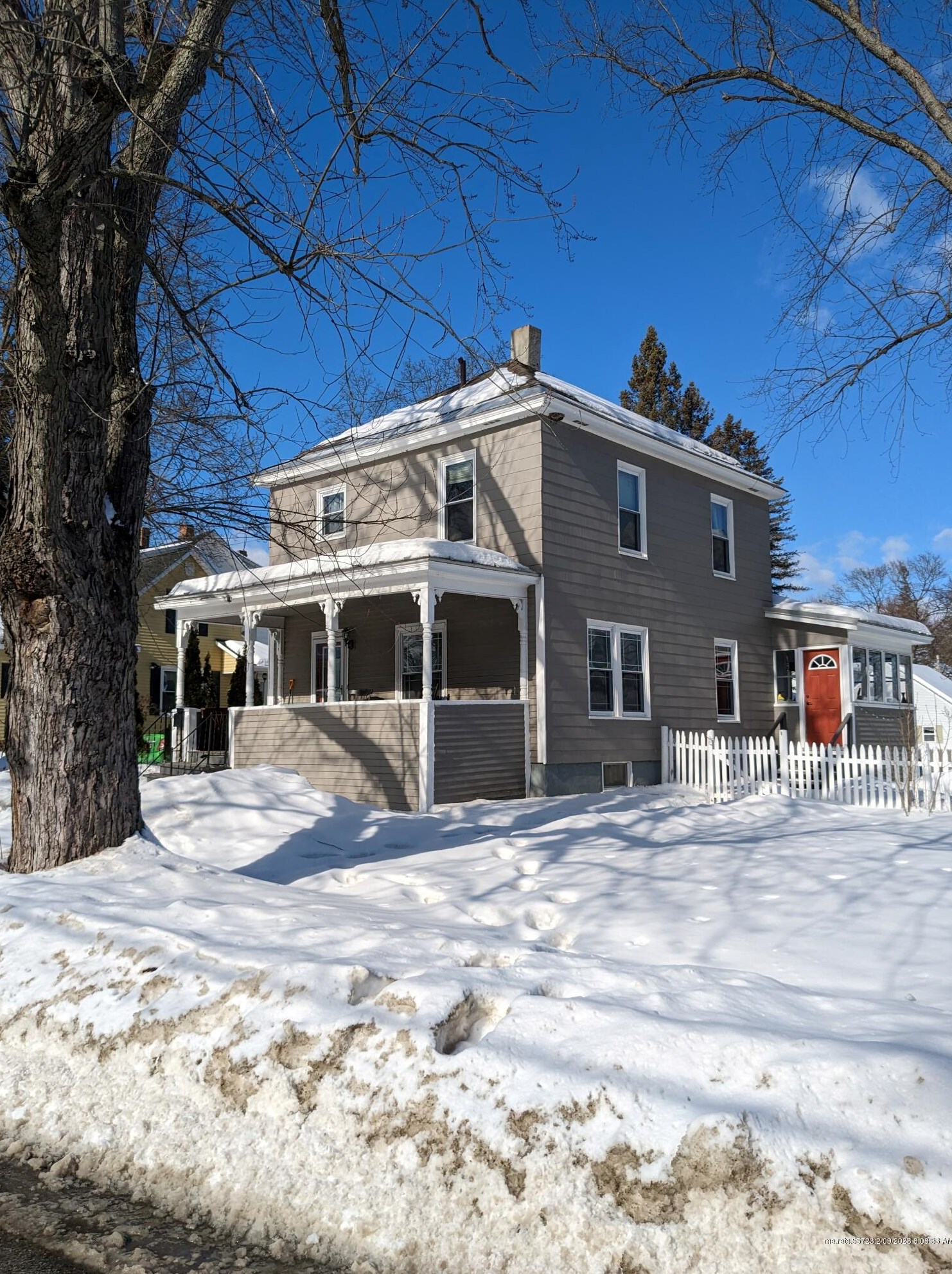 13 Boutelle Ave, Waterville ME  04901-4806 exterior