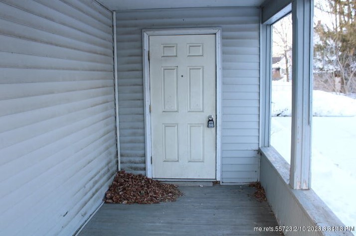 17 Middle St, Madison ME  04950-1209 exterior