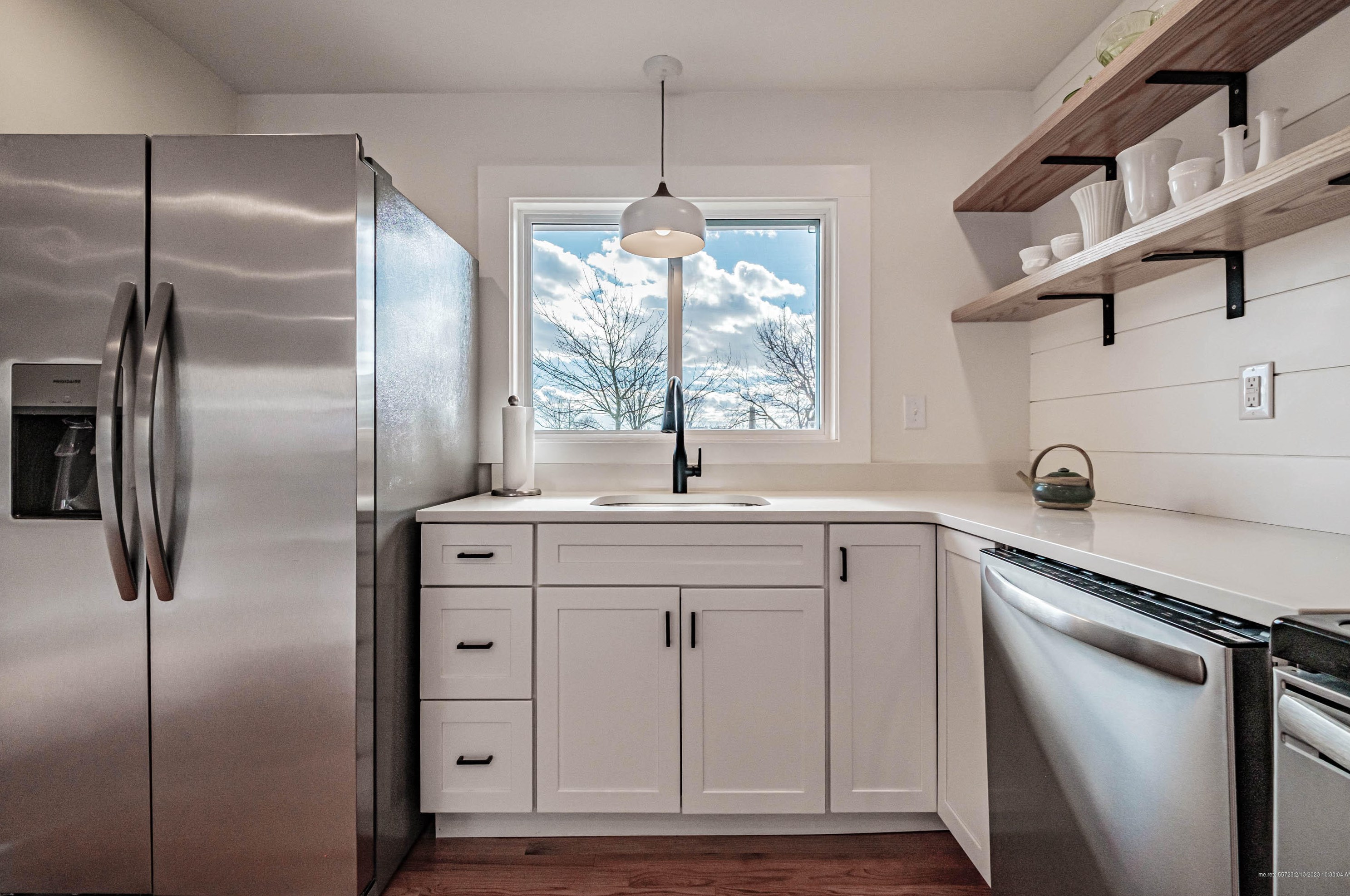 63 Mountfort St, Portland ME  04101-4385 exterior