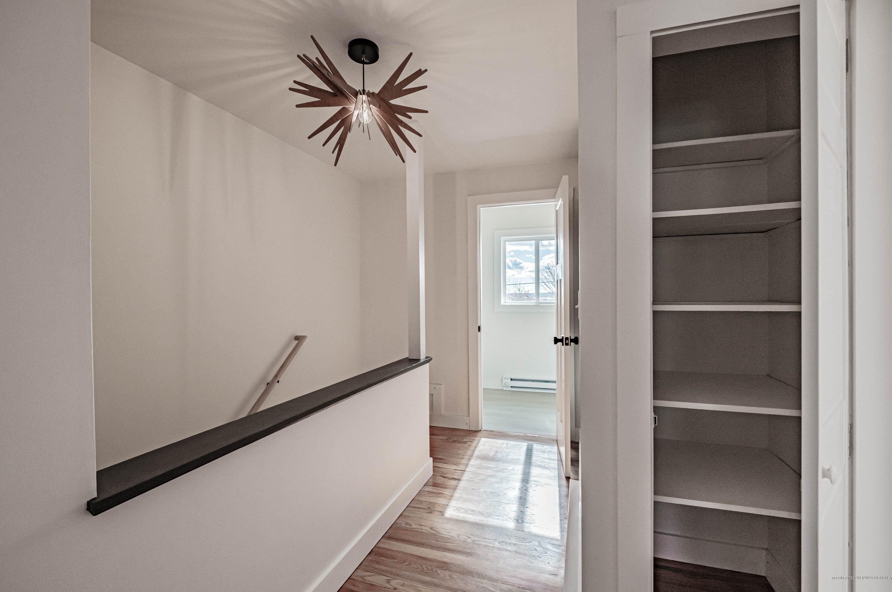 63 Mountfort St, Portland ME  04101-4385 exterior