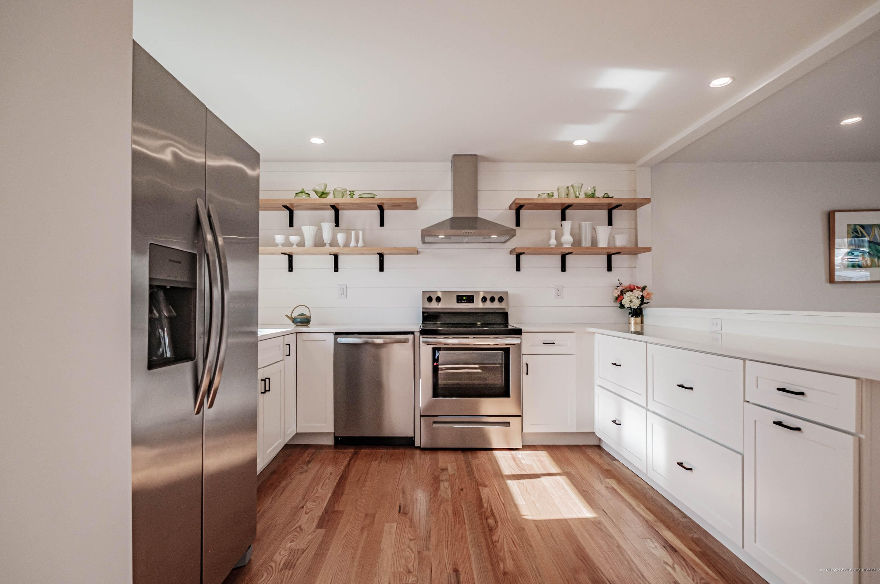 63 Mountfort St, Portland ME  04101-4385 exterior